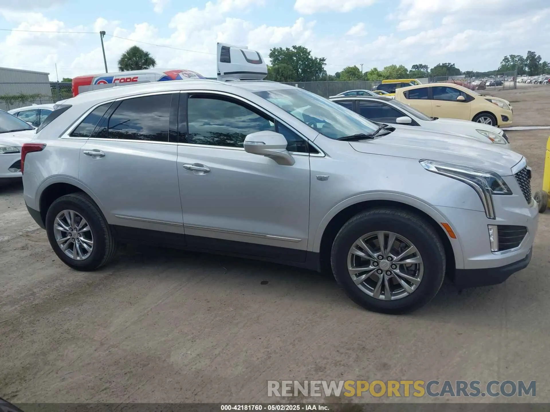 13 fotografías del automóvil dañado 1GYKNCRS0LZ187525 CADILLAC XT5 2020