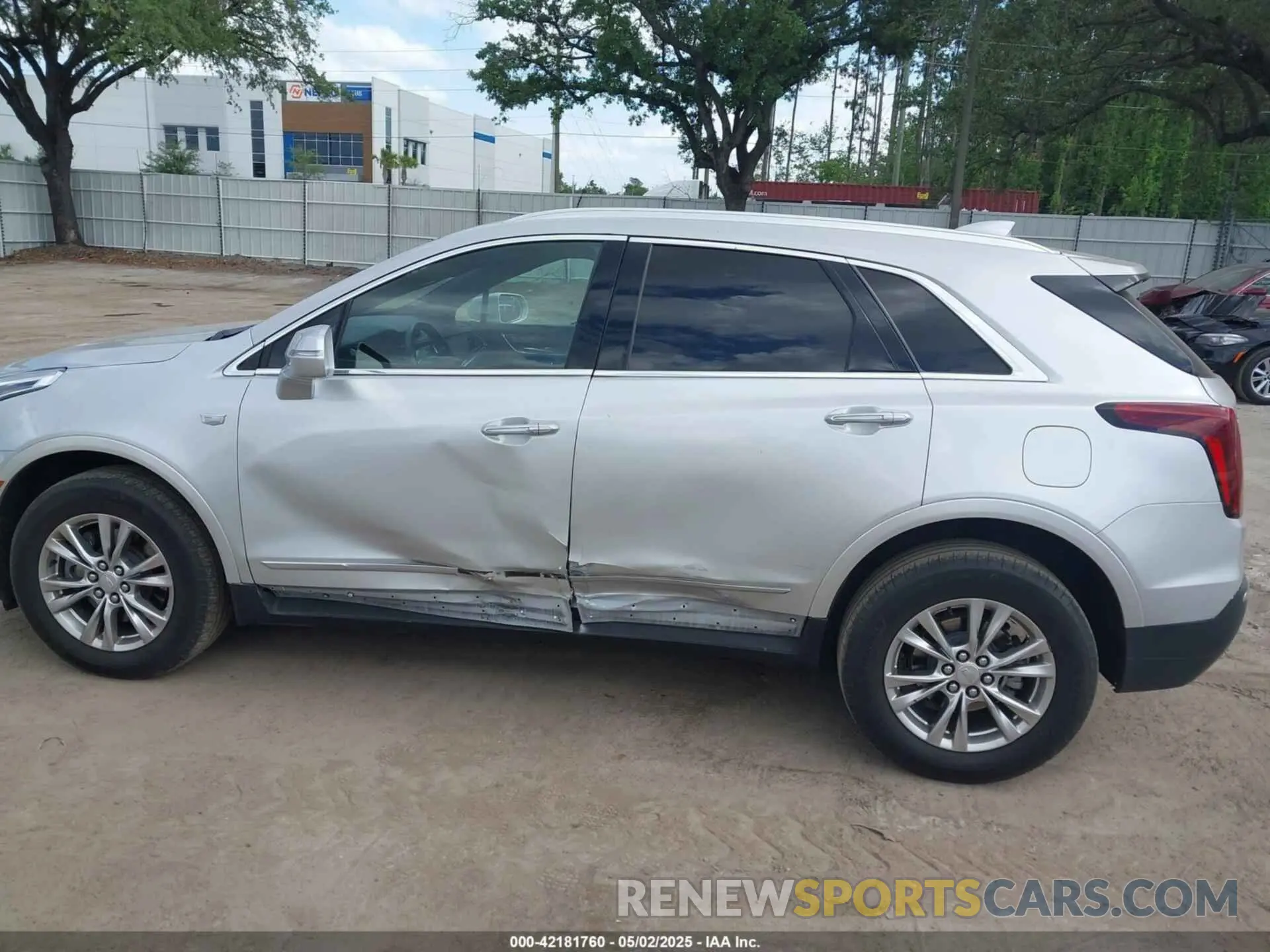 14 fotografías del automóvil dañado 1GYKNCRS0LZ187525 CADILLAC XT5 2020