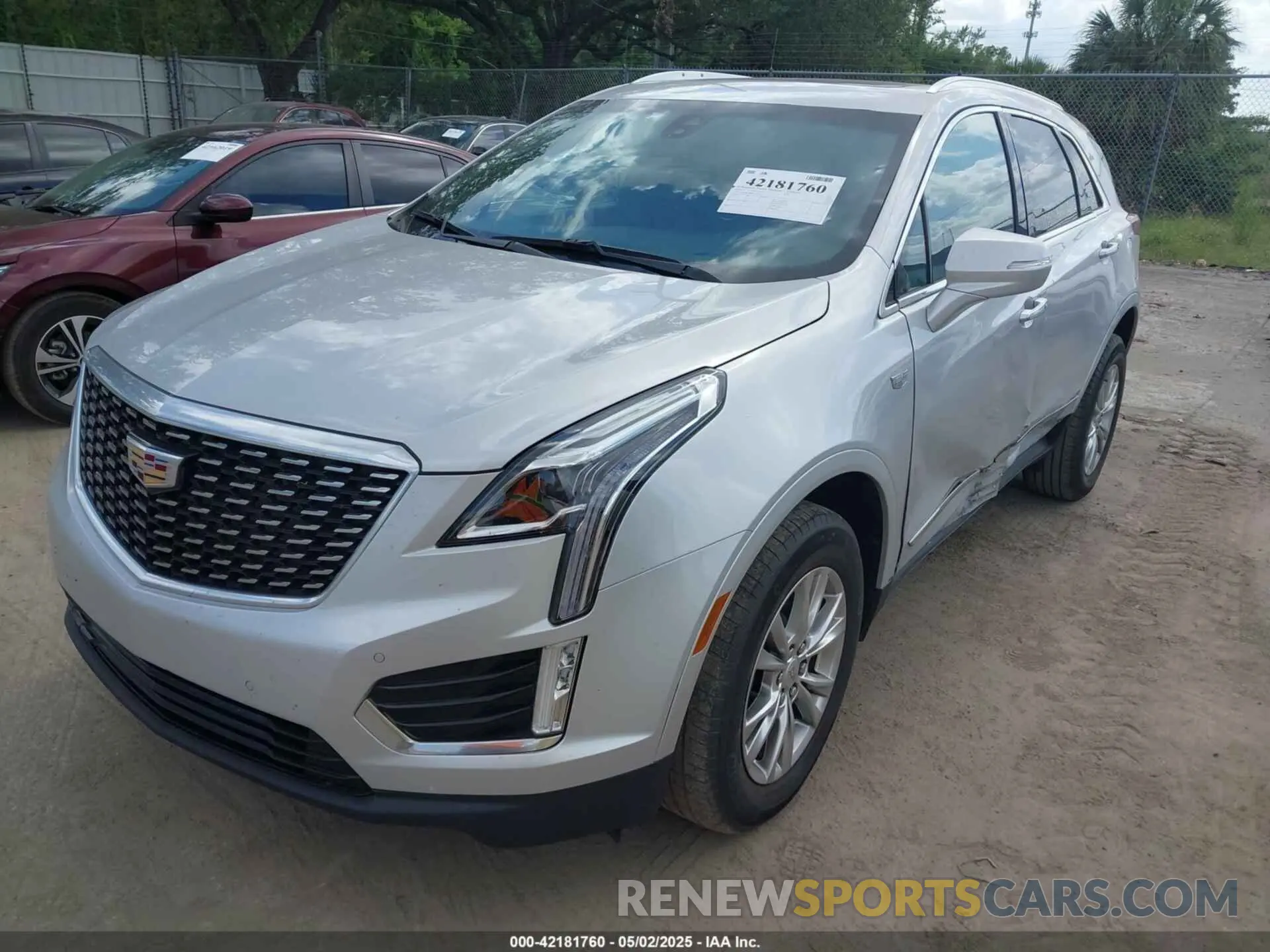 2 fotografías del automóvil dañado 1GYKNCRS0LZ187525 CADILLAC XT5 2020