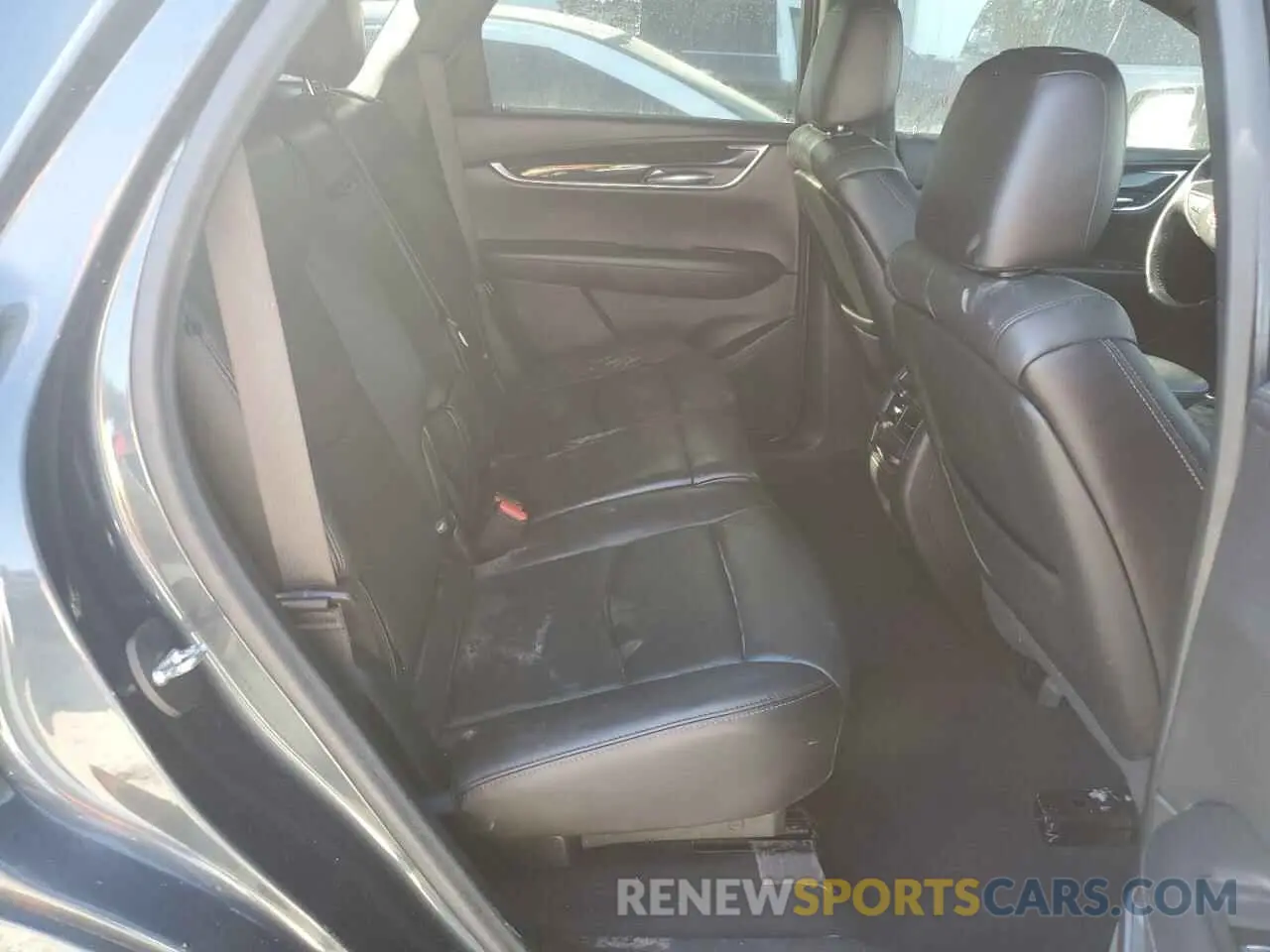 11 fotografías del automóvil dañado 1GYKNCRS2LZ110526 CADILLAC XT5 2020