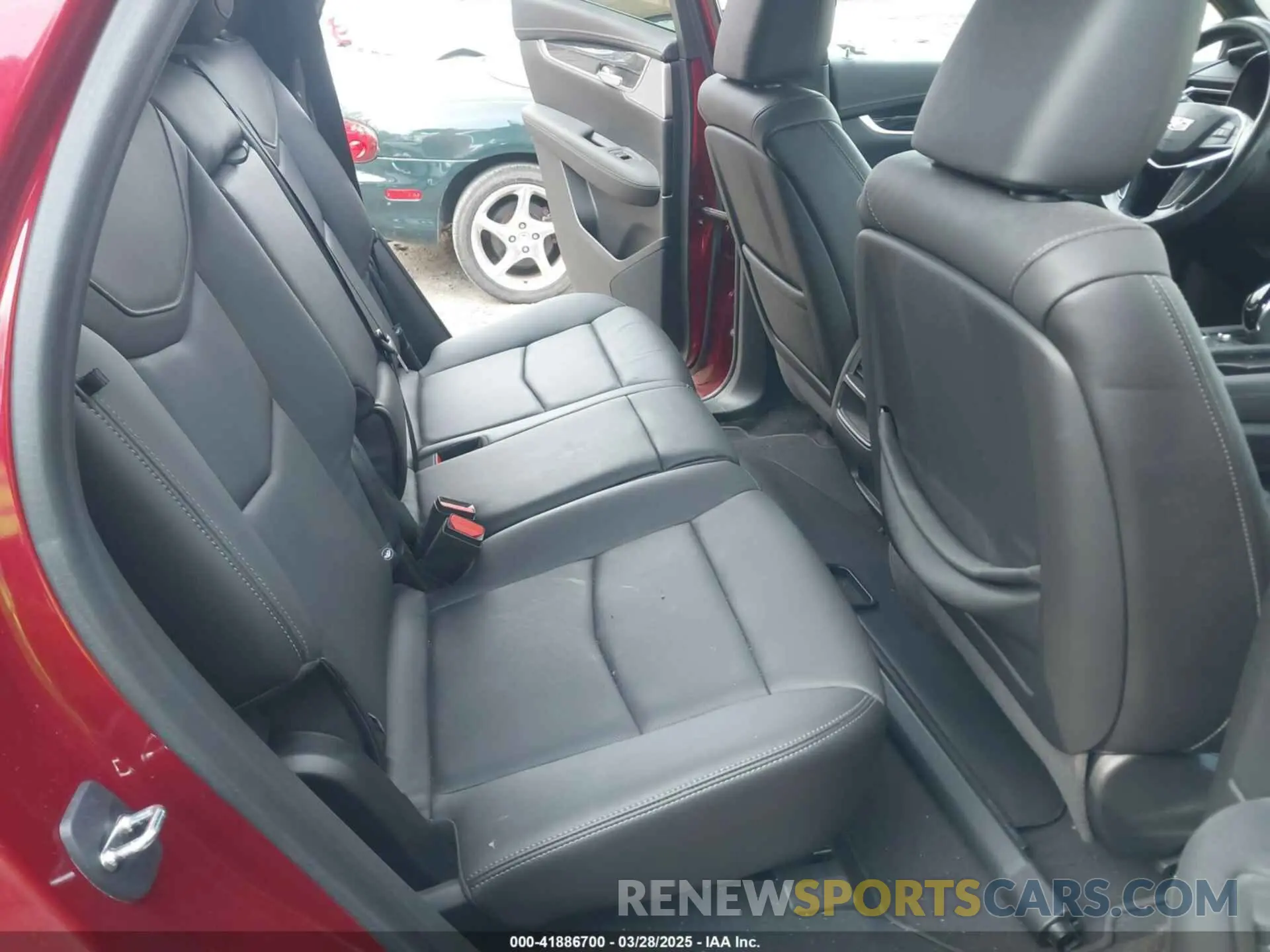 8 fotografías del automóvil dañado 1GYKNCRS3LZ226334 CADILLAC XT5 2020