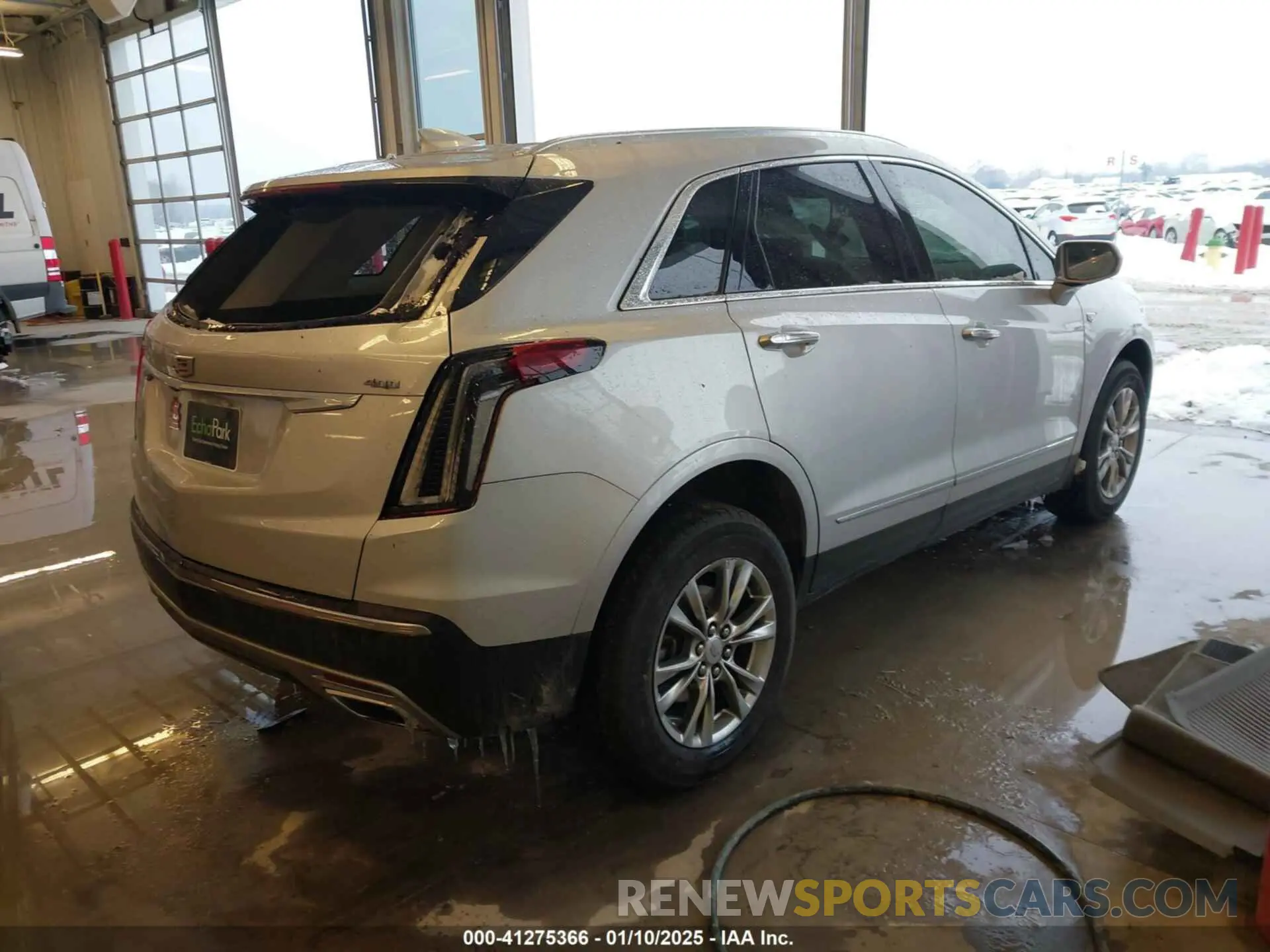 4 fotografías del automóvil dañado 1GYKNCRS5LZ172325 CADILLAC XT5 2020