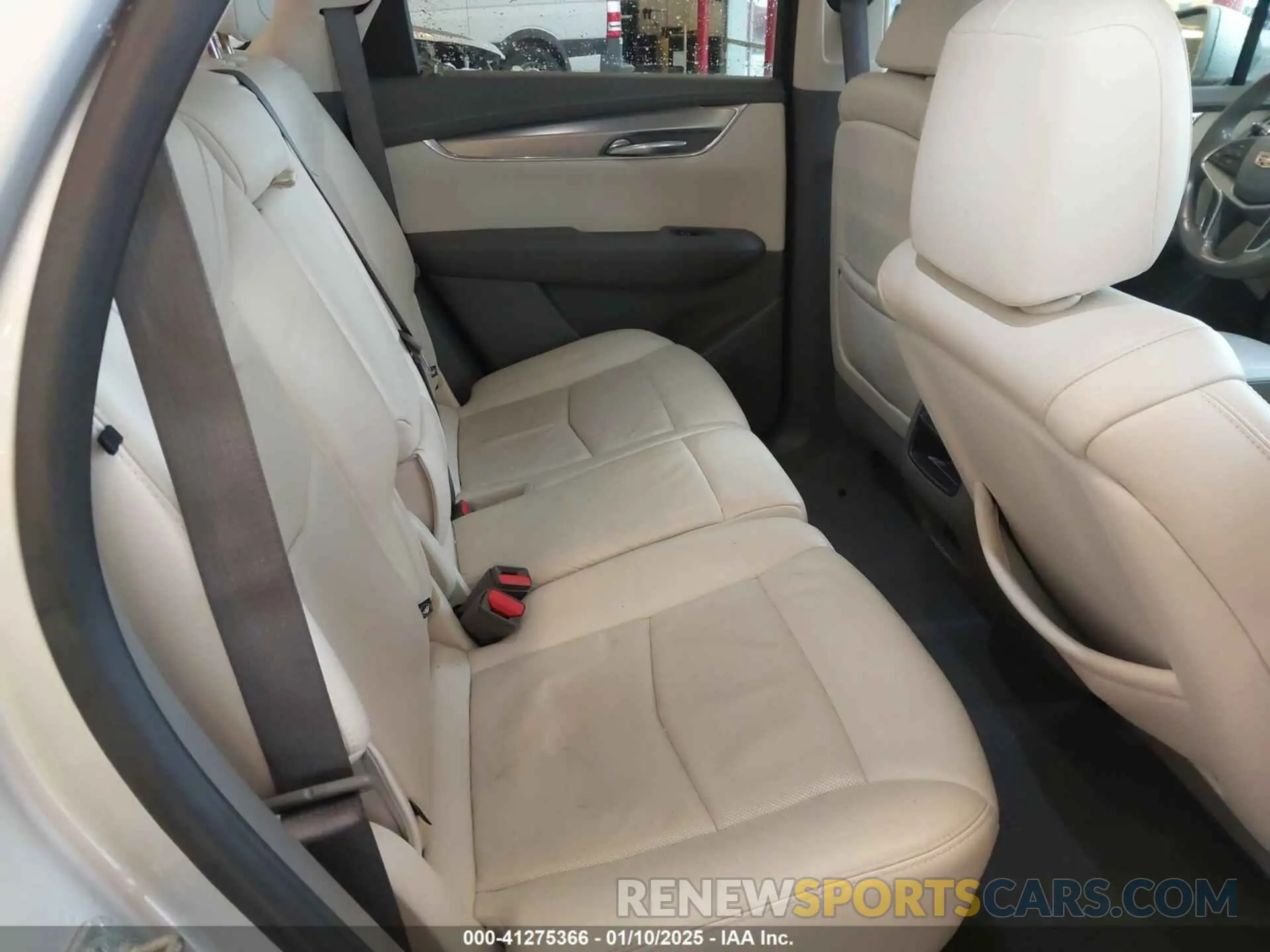 8 fotografías del automóvil dañado 1GYKNCRS5LZ172325 CADILLAC XT5 2020