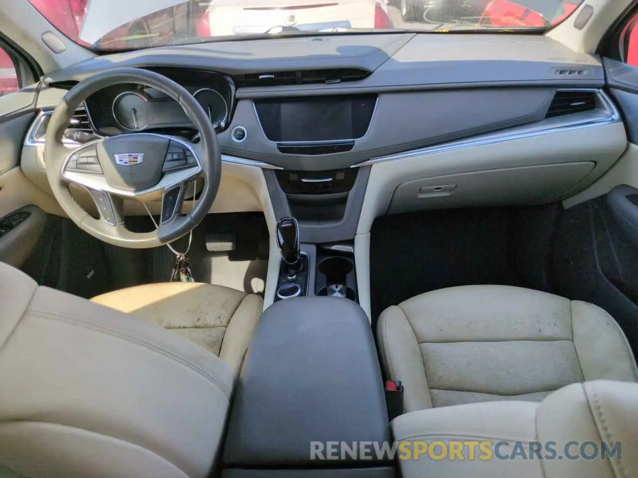 8 fotografías del automóvil dañado 1GYKNCRS9LZ161604 CADILLAC XT5 2020