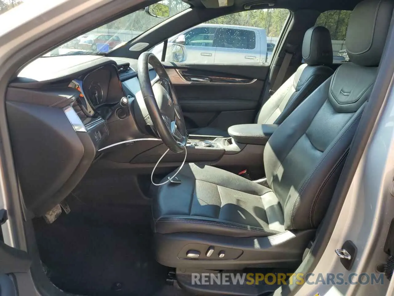 7 fotografías del automóvil dañado 1GYKNCRSXLZ215525 CADILLAC XT5 2020