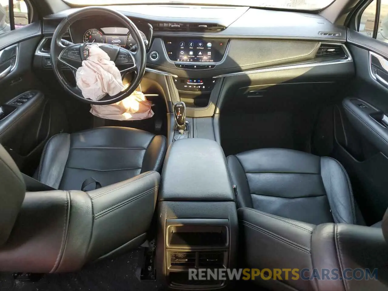 8 fotografías del automóvil dañado 1GYKNDRS0LZ177633 CADILLAC XT5 2020