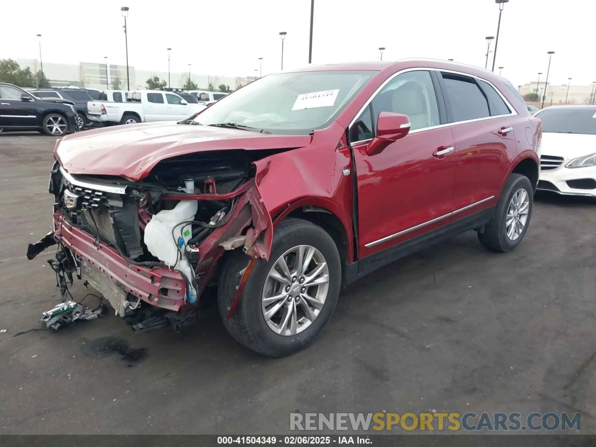 2 fotografías del automóvil dañado 1GYKNDRS0LZ195095 CADILLAC XT5 2020