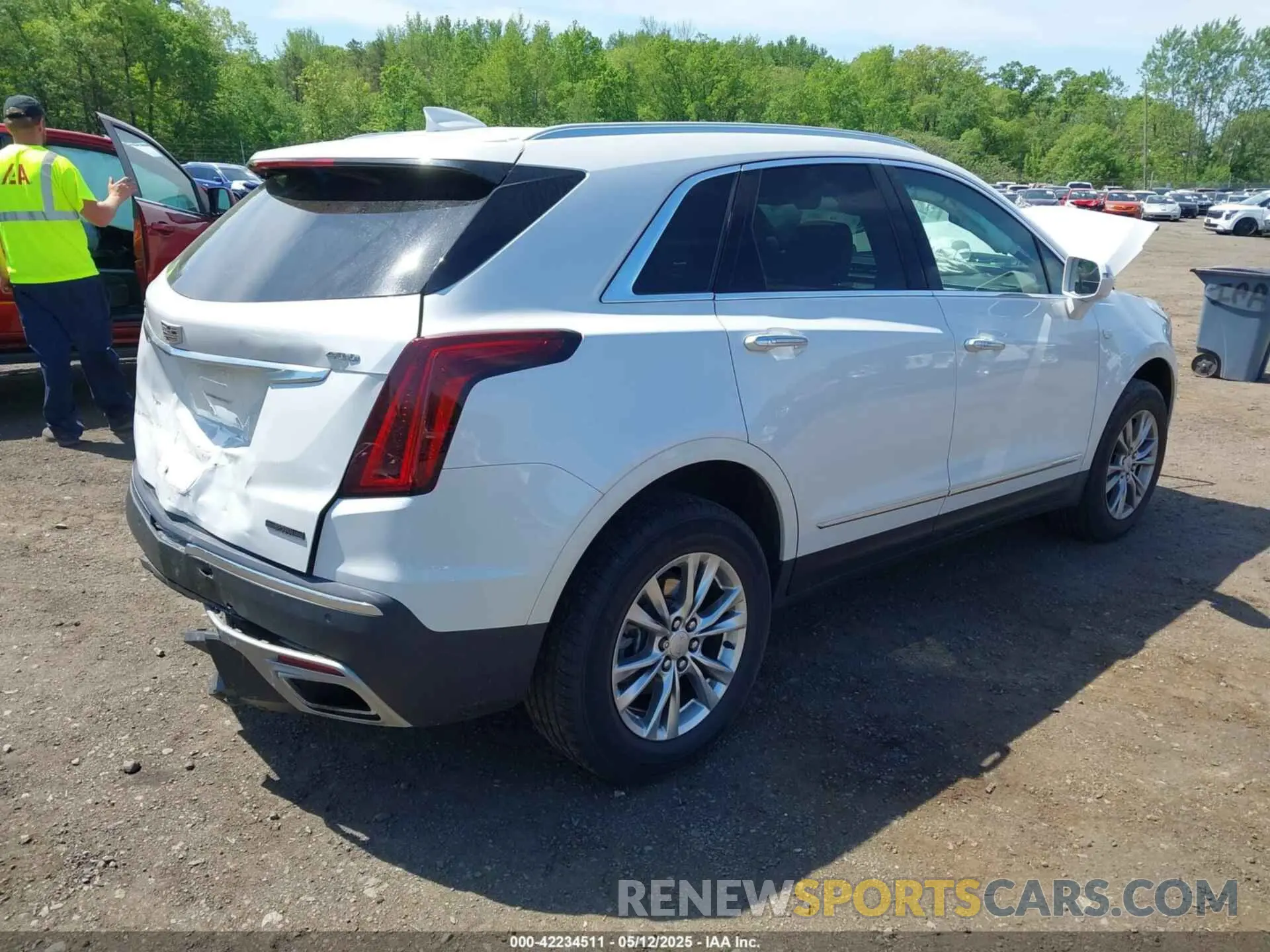 4 fotografías del automóvil dañado 1GYKNDRS0LZ212137 CADILLAC XT5 2020