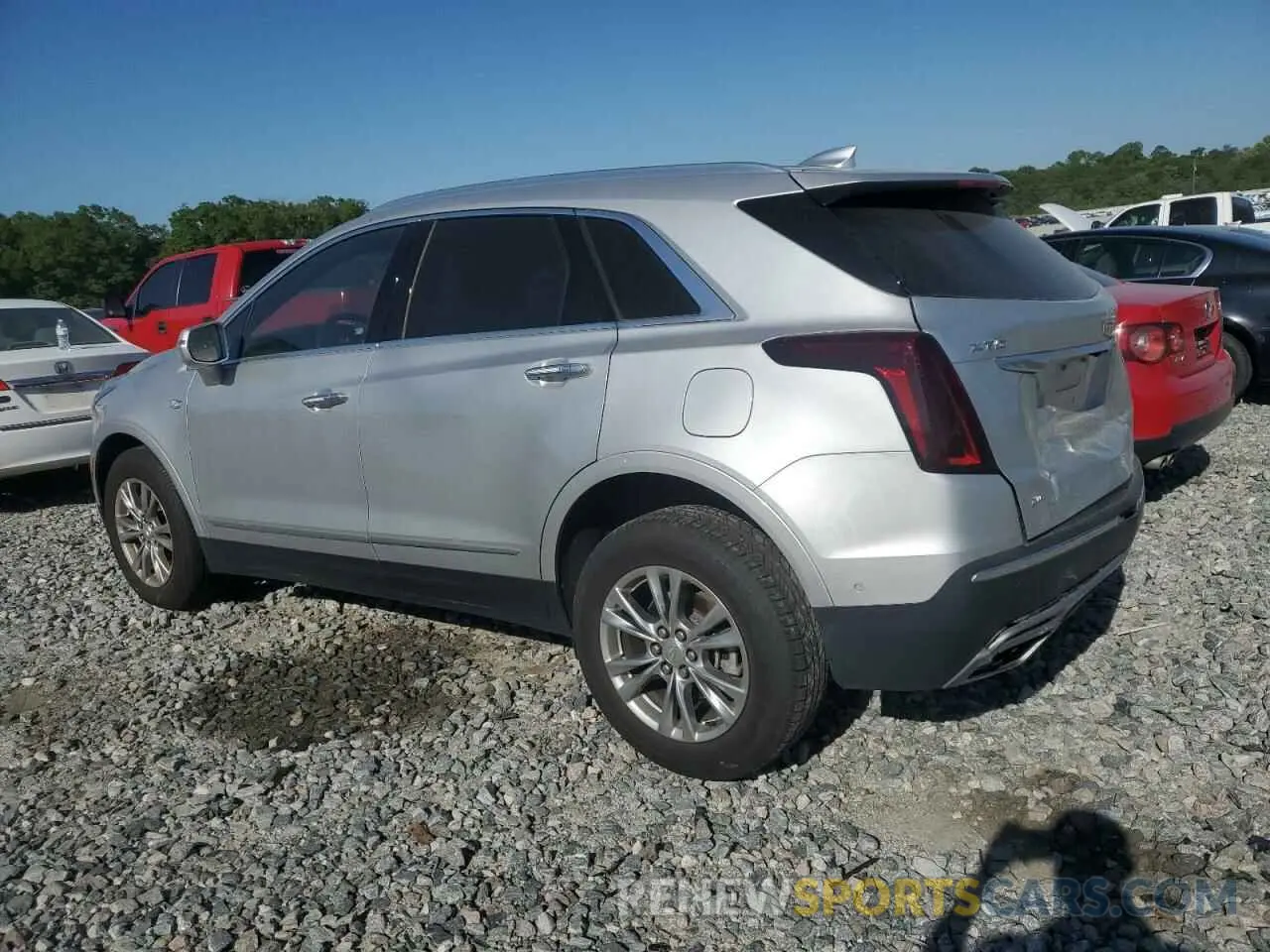 2 fotografías del automóvil dañado 1GYKNDRS2LZ148473 CADILLAC XT5 2020