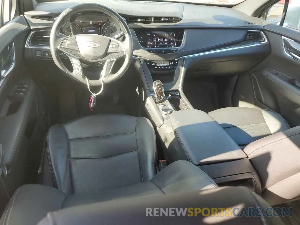 8 fotografías del automóvil dañado 1GYKNDRS2LZ148473 CADILLAC XT5 2020