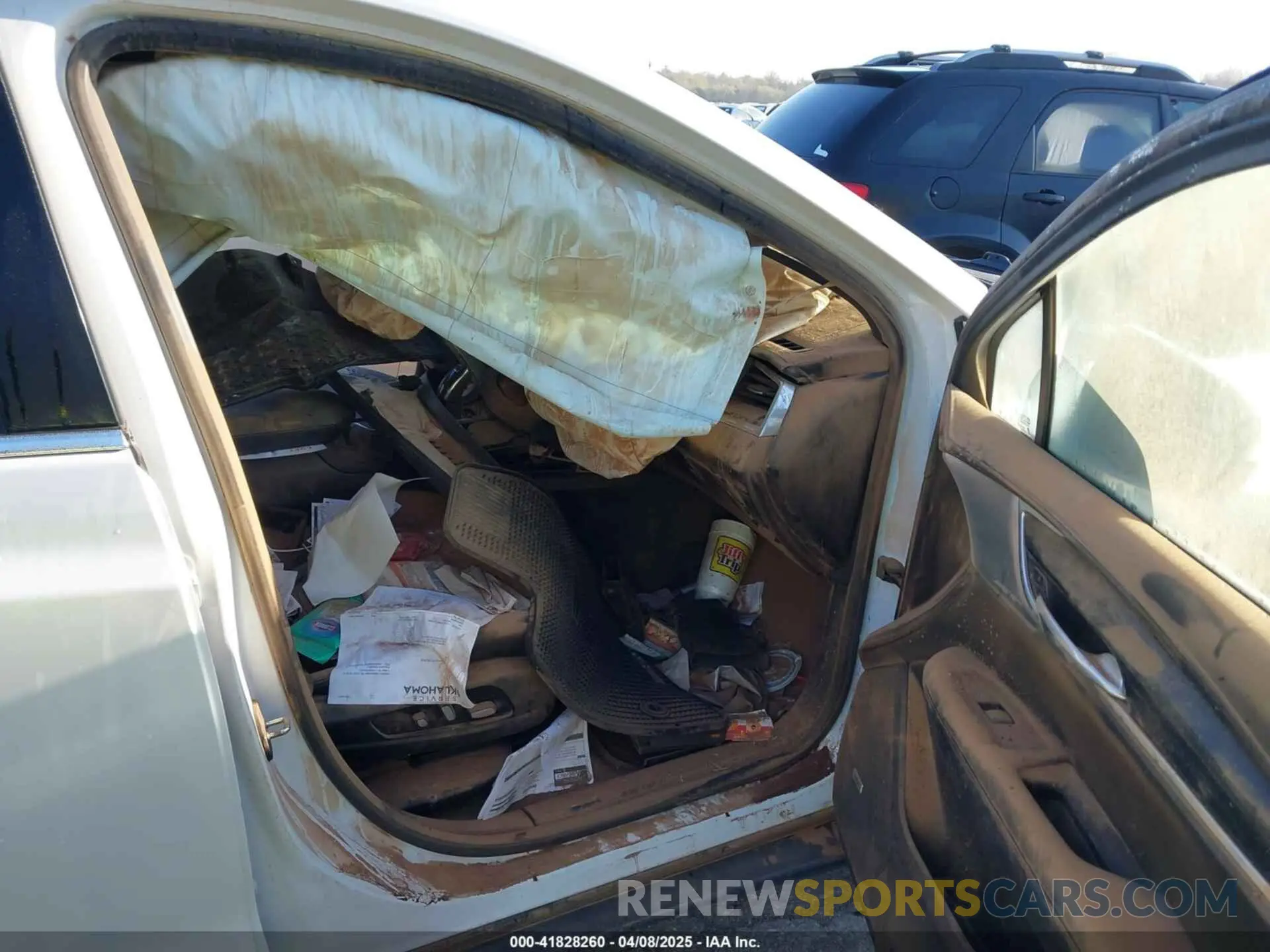 5 fotografías del automóvil dañado 1GYKNDRS2LZ213595 CADILLAC XT5 2020