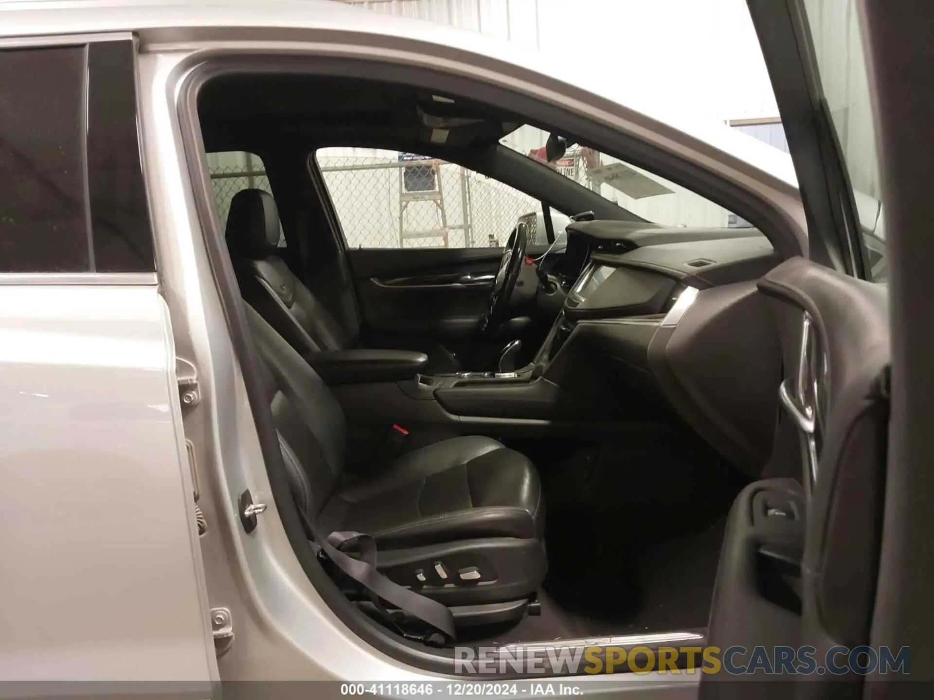 5 fotografías del automóvil dañado 1GYKNDRS4LZ166523 CADILLAC XT5 2020