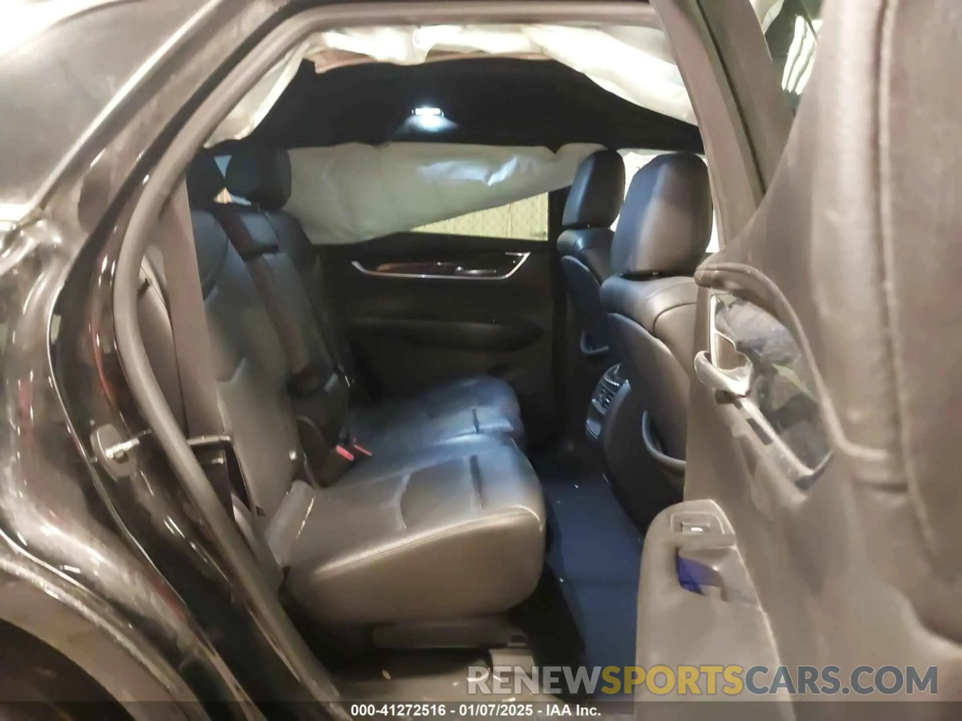 8 fotografías del automóvil dañado 1GYKNDRS4LZ190028 CADILLAC XT5 2020