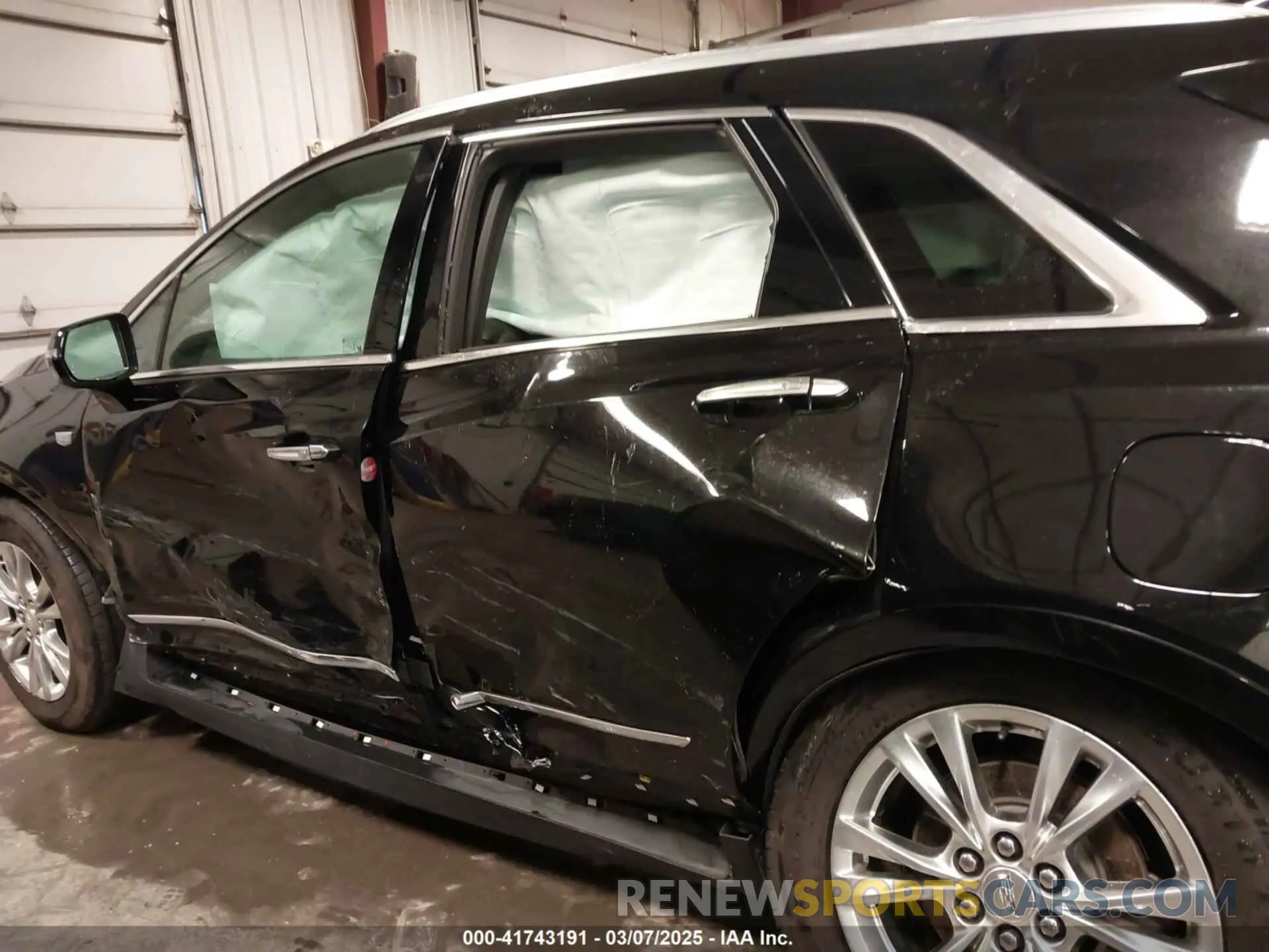 15 fotografías del automóvil dañado 1GYKNDRS9LZ197122 CADILLAC XT5 2020