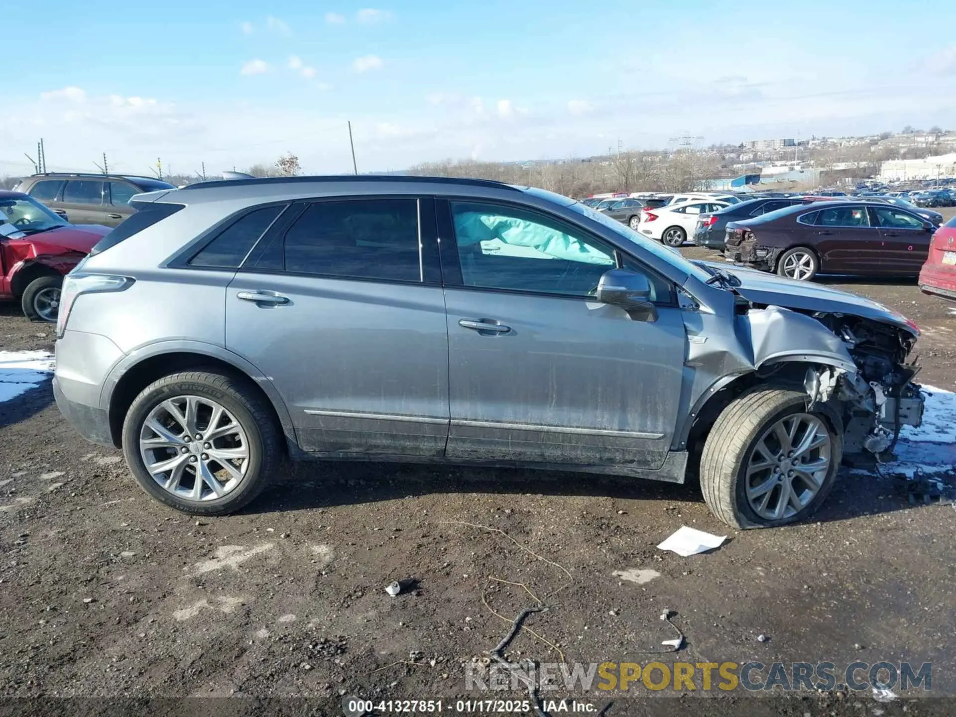 14 fotografías del automóvil dañado 1GYKNGRS3LZ230956 CADILLAC XT5 2020