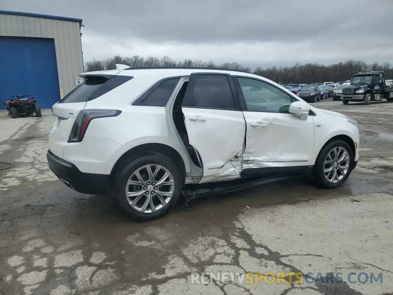 3 fotografías del automóvil dañado 1GYKNGRS7LZ166520 CADILLAC XT5 2020