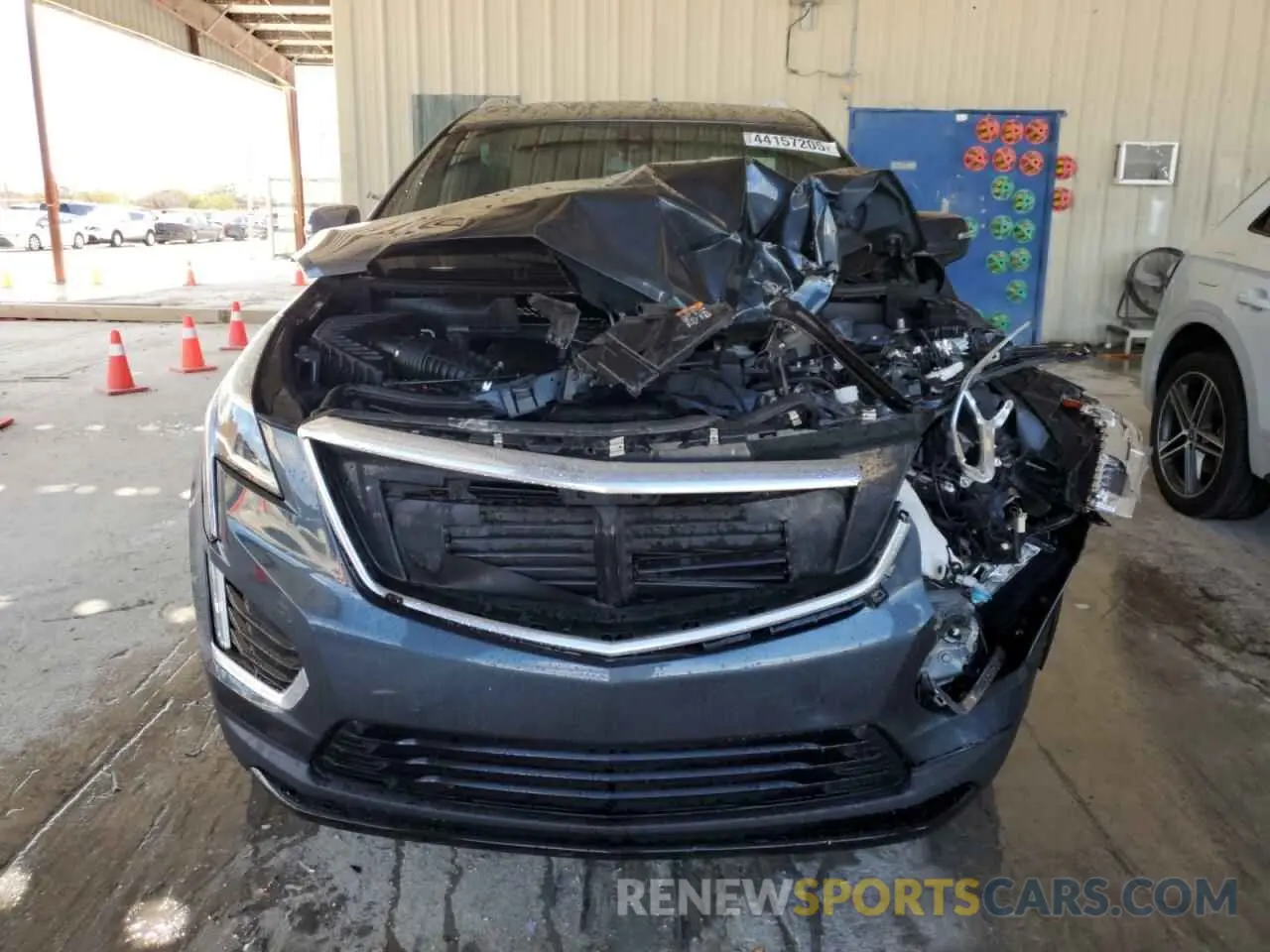 5 fotografías del automóvil dañado 1GYKNAR45MZ111712 CADILLAC XT5 2021