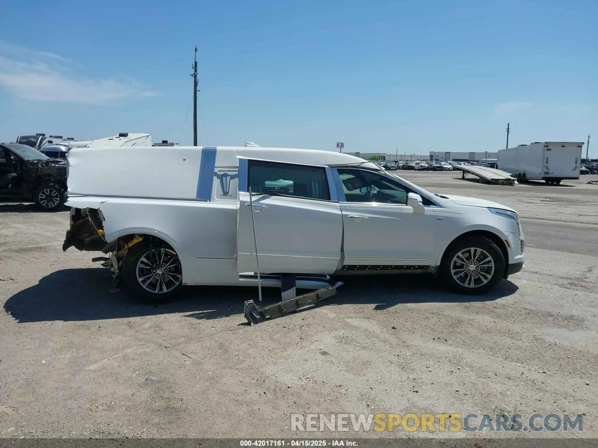 13 fotografías del automóvil dañado 1GYKNAR47MZ210905 CADILLAC XT5 2021