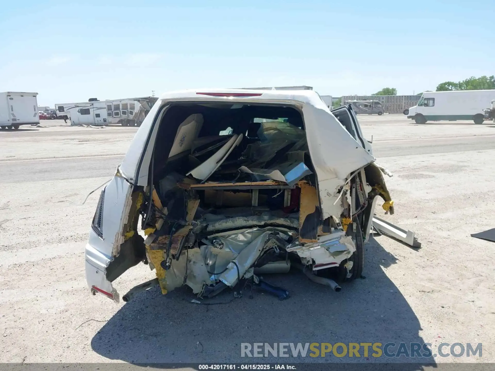 16 fotografías del automóvil dañado 1GYKNAR47MZ210905 CADILLAC XT5 2021