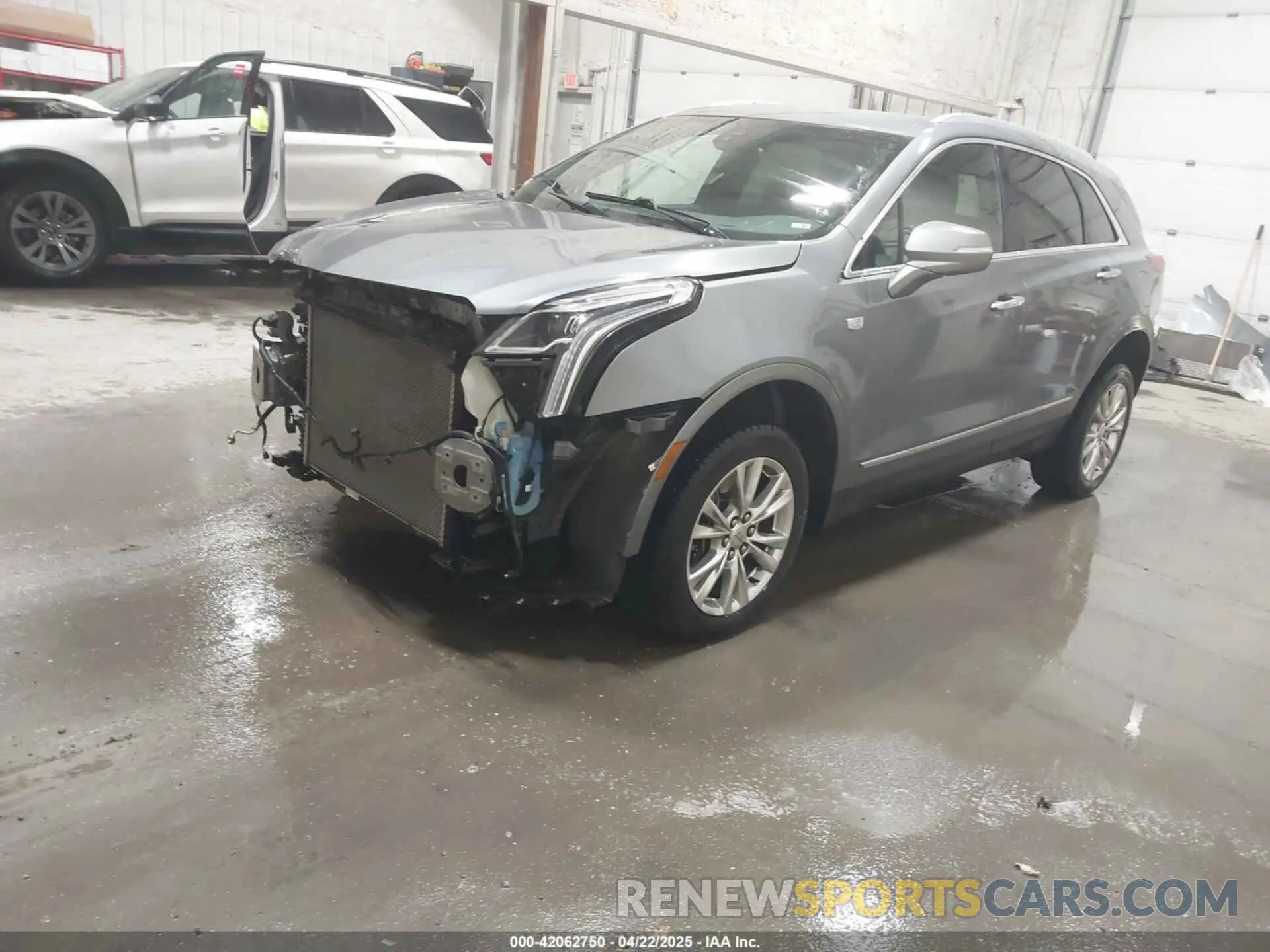 2 fotografías del automóvil dañado 1GYKNBR42MZ165944 CADILLAC XT5 2021