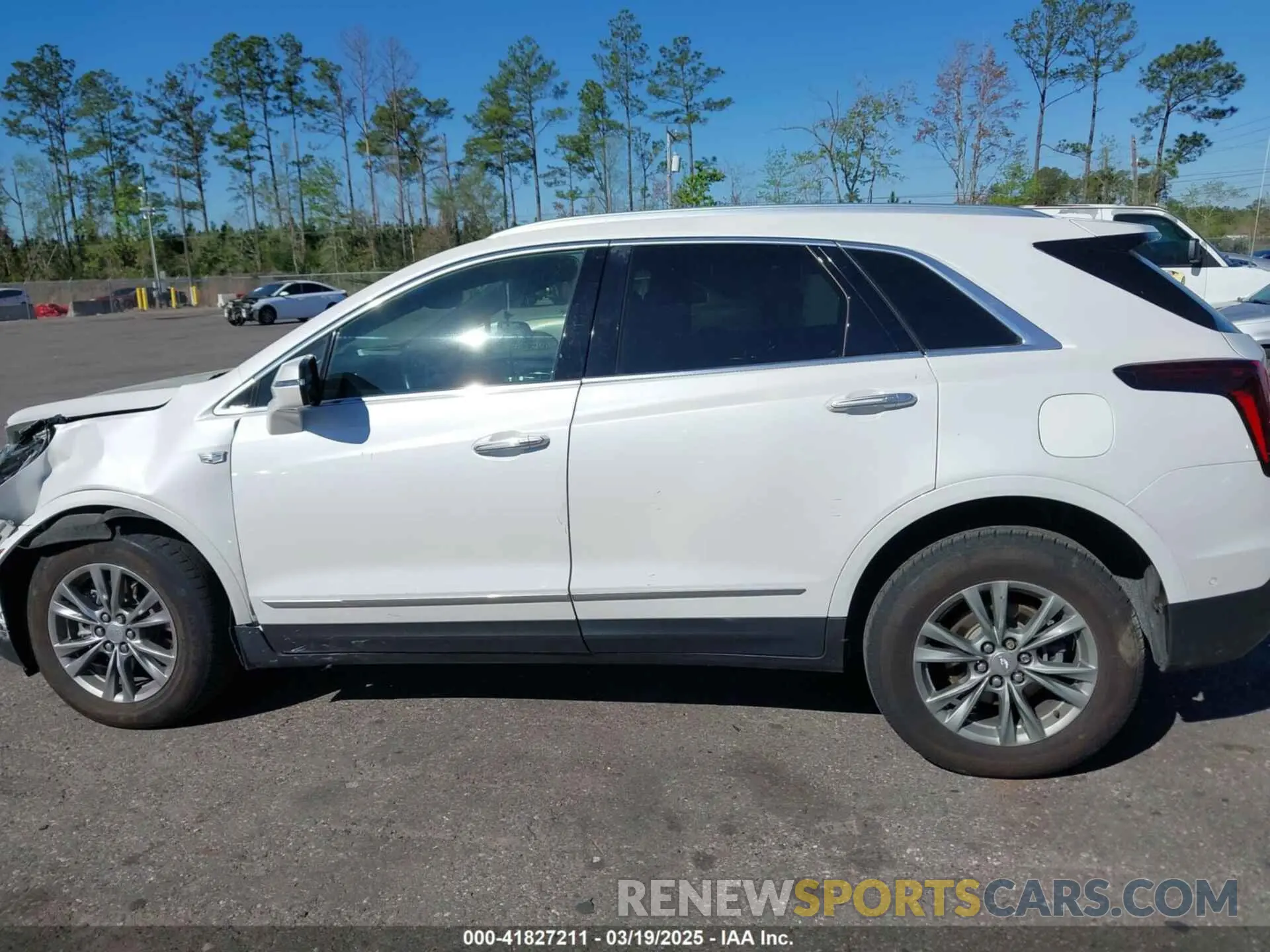 14 fotografías del automóvil dañado 1GYKNCR48MZ234688 CADILLAC XT5 2021