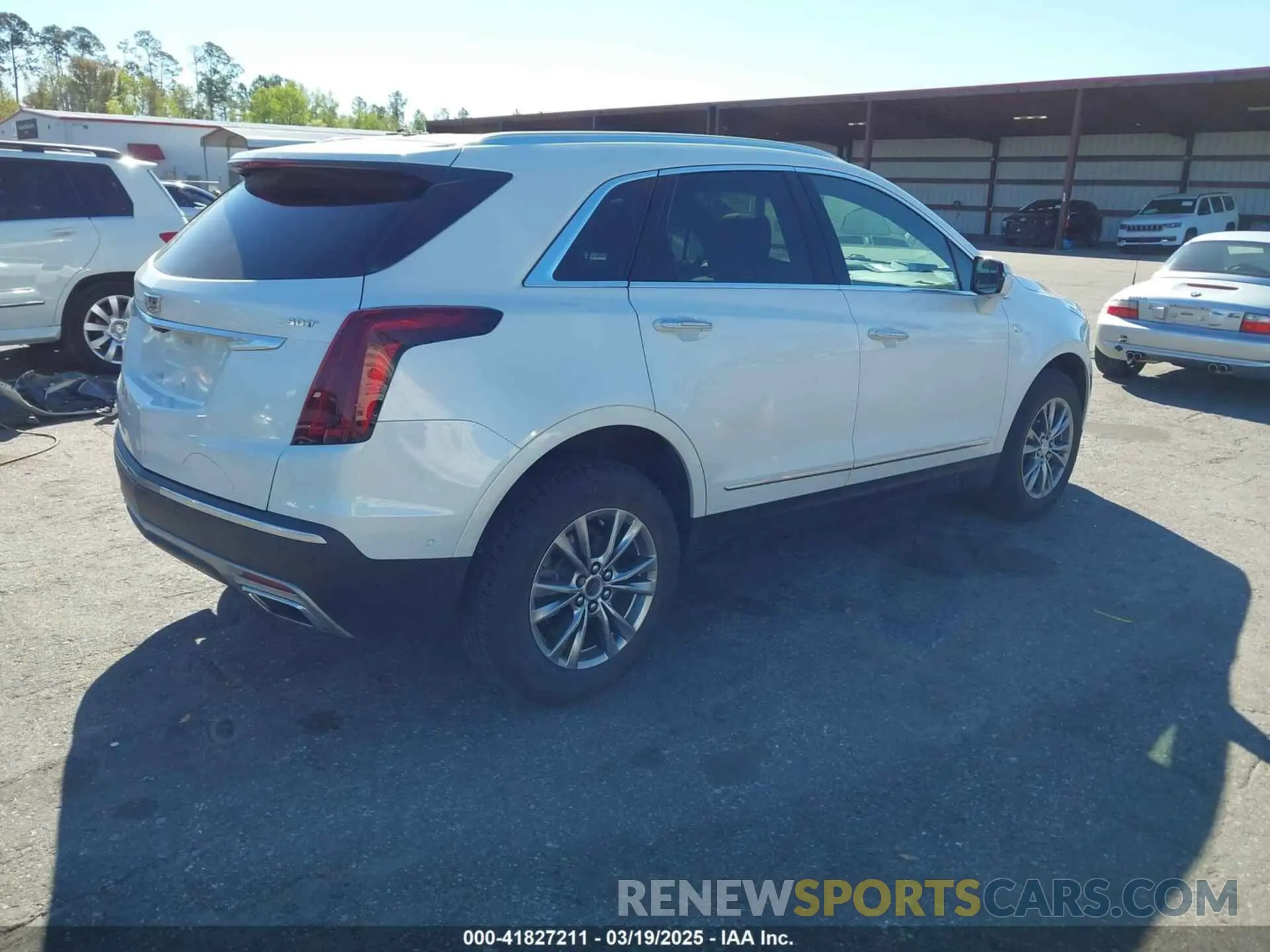 4 fotografías del automóvil dañado 1GYKNCR48MZ234688 CADILLAC XT5 2021