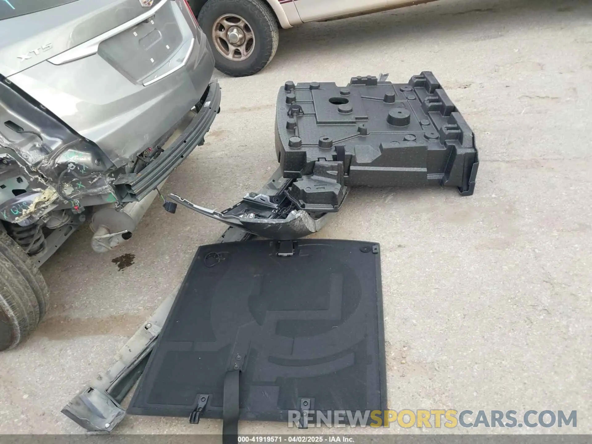 12 fotografías del automóvil dañado 1GYKNCRS5MZ128908 CADILLAC XT5 2021