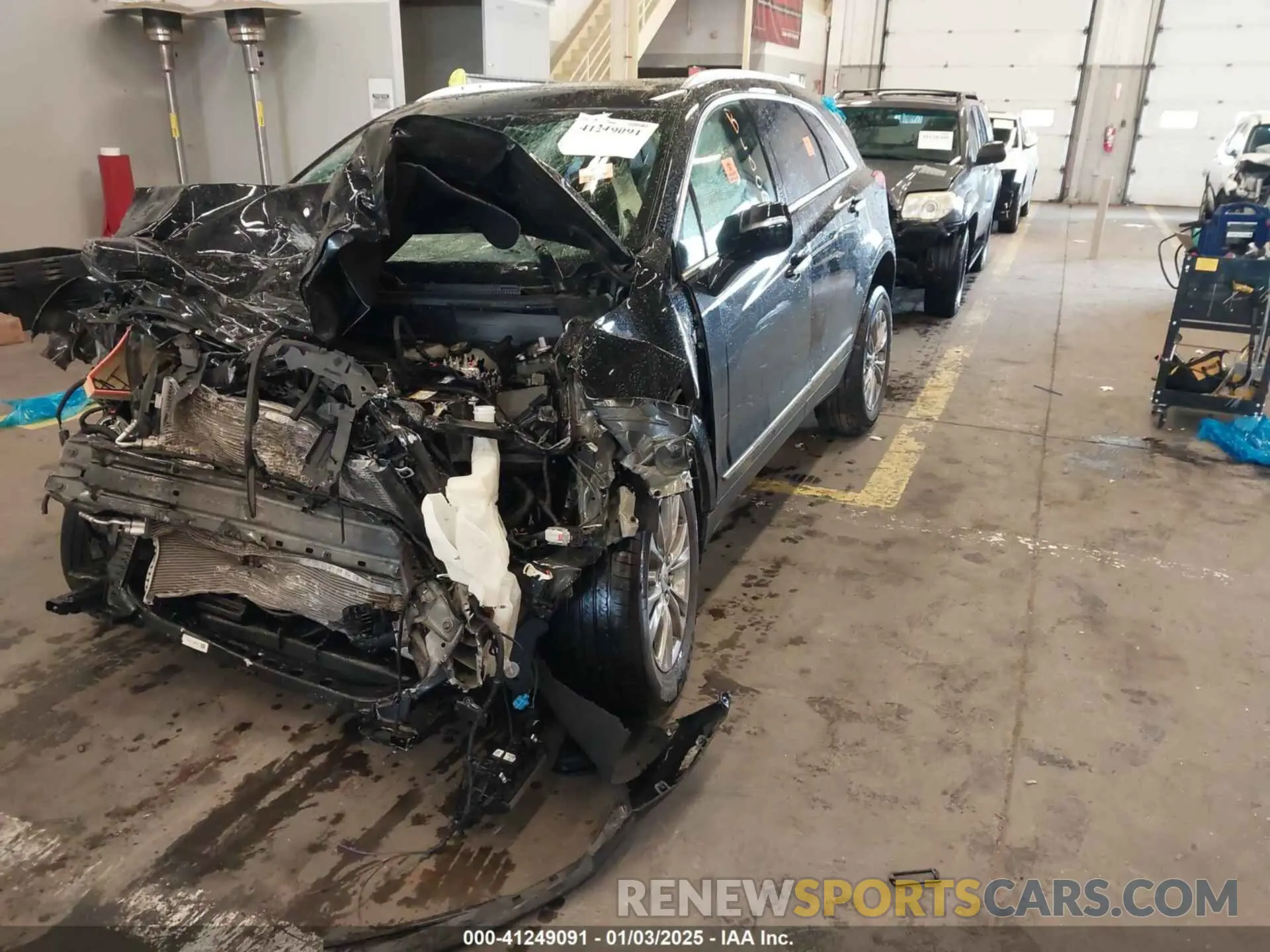 2 fotografías del automóvil dañado 1GYKNDR48MZ193453 CADILLAC XT5 2021