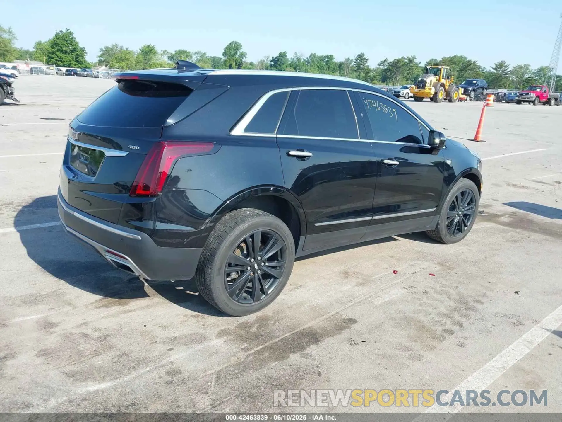 4 fotografías del automóvil dañado 1GYKNDRS3MZ104502 CADILLAC XT5 2021