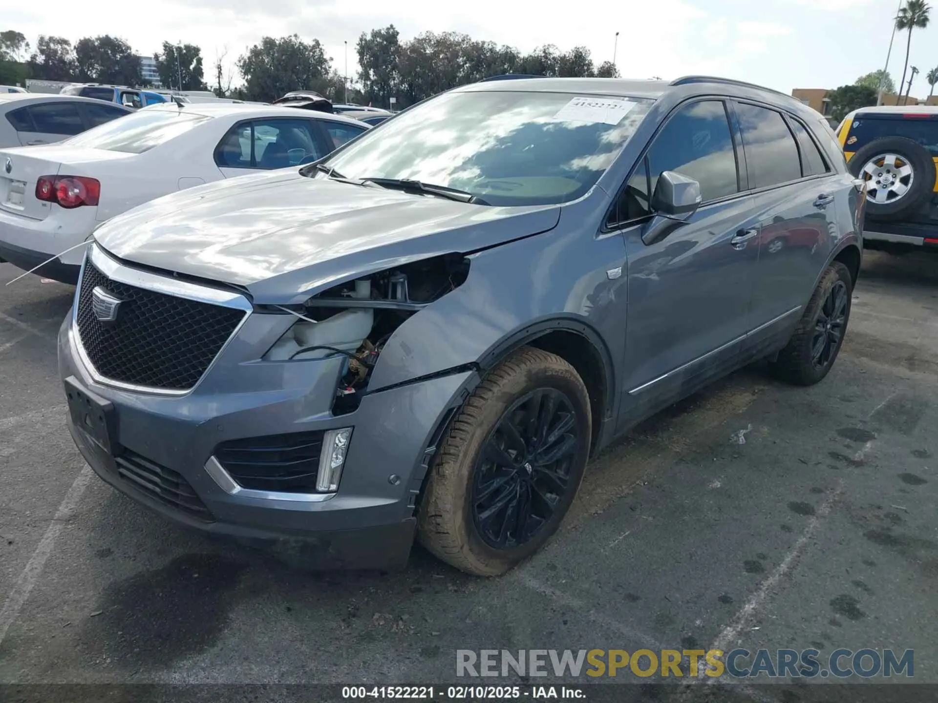 2 fotografías del automóvil dañado 1GYKNHRS5MZ205712 CADILLAC XT5 2021