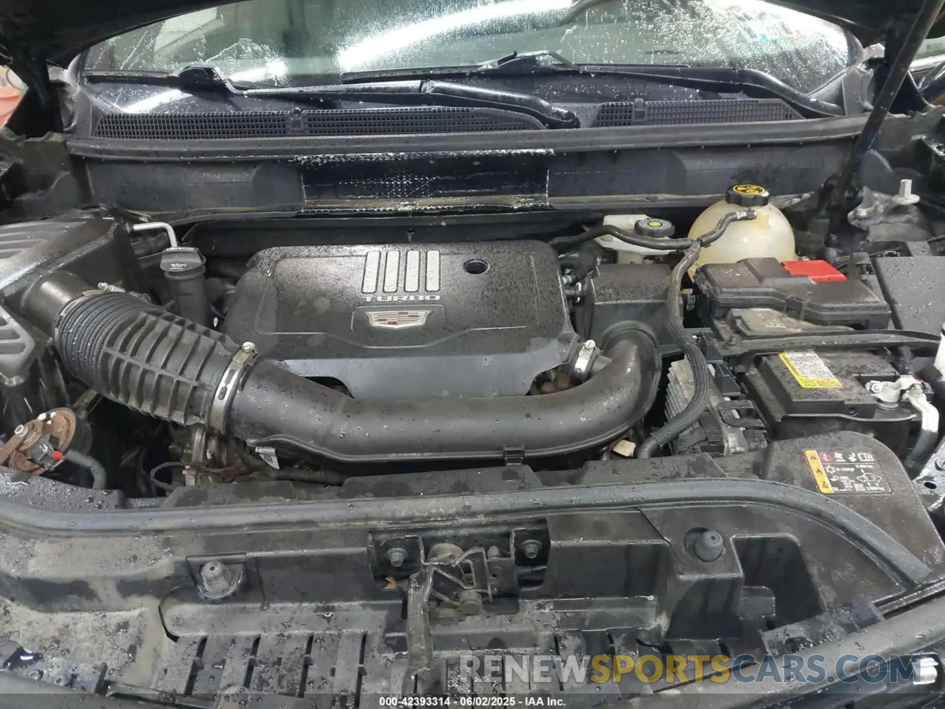 10 fotografías del automóvil dañado 1GYKNAR47NZ100356 CADILLAC XT5 2022