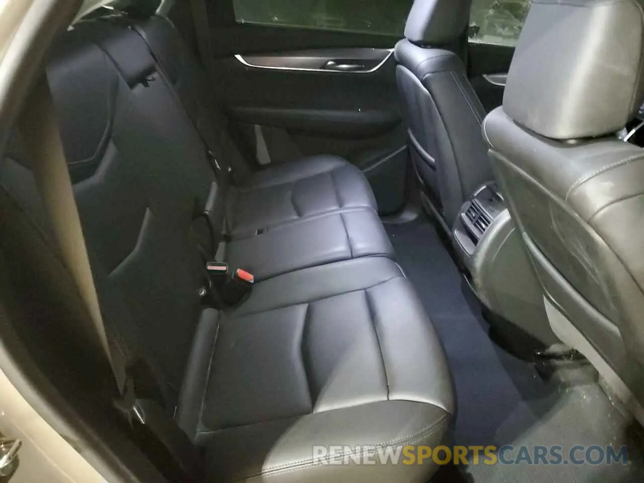 11 fotografías del automóvil dañado 1GYKNAR49NZ114338 CADILLAC XT5 2022
