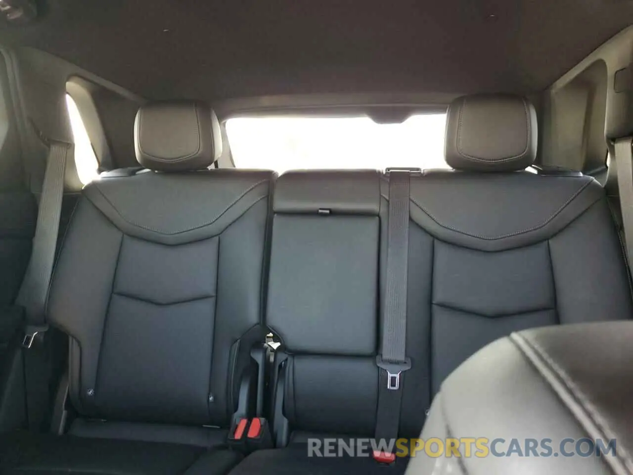 10 fotografías del automóvil dañado 1GYKNAR49NZ118633 CADILLAC XT5 2022