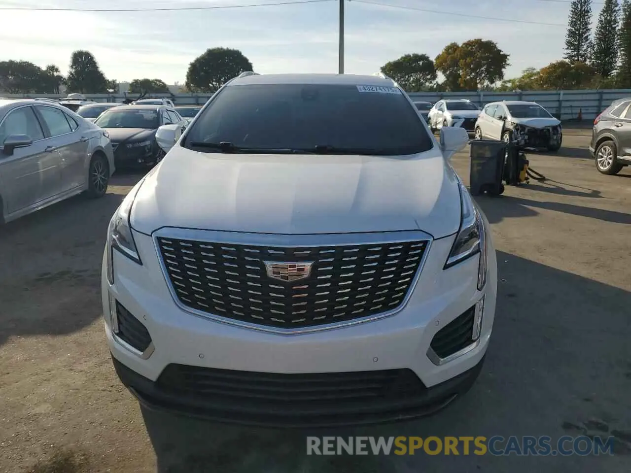 5 fotografías del automóvil dañado 1GYKNAR49NZ118633 CADILLAC XT5 2022