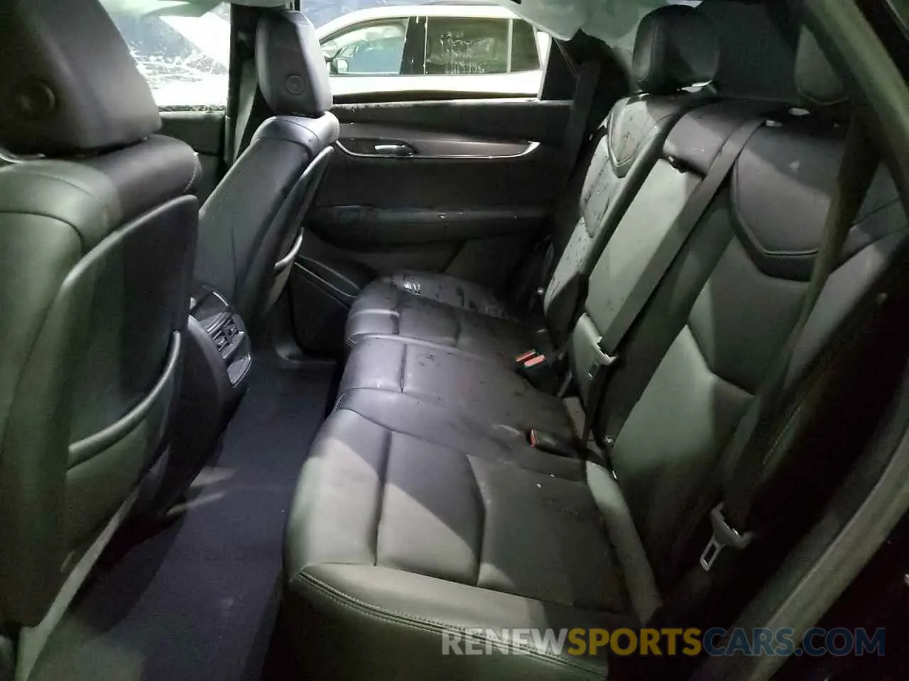 11 fotografías del automóvil dañado 1GYKNBR46NZ173918 CADILLAC XT5 2022