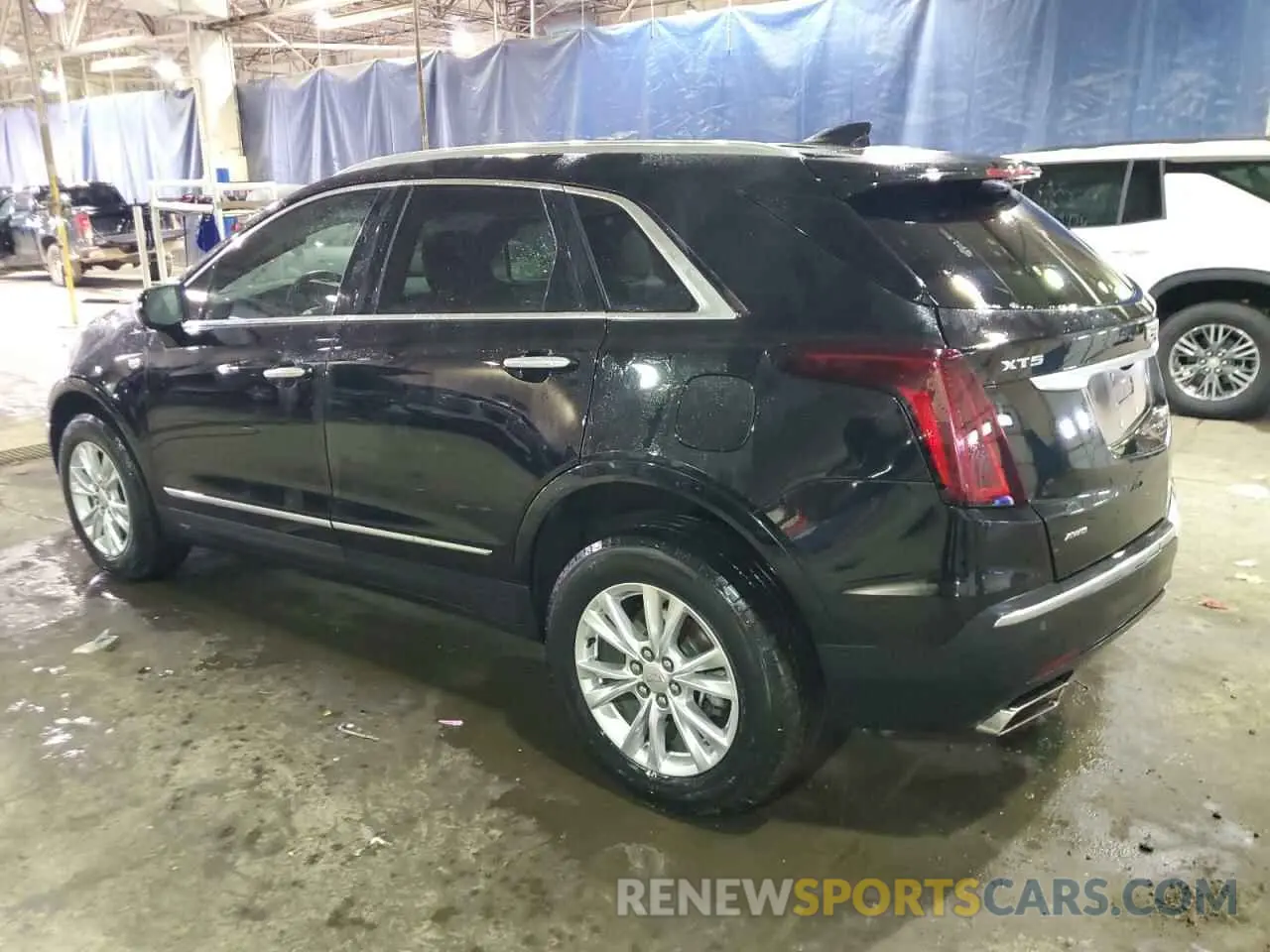 2 fotografías del automóvil dañado 1GYKNBR46NZ173918 CADILLAC XT5 2022
