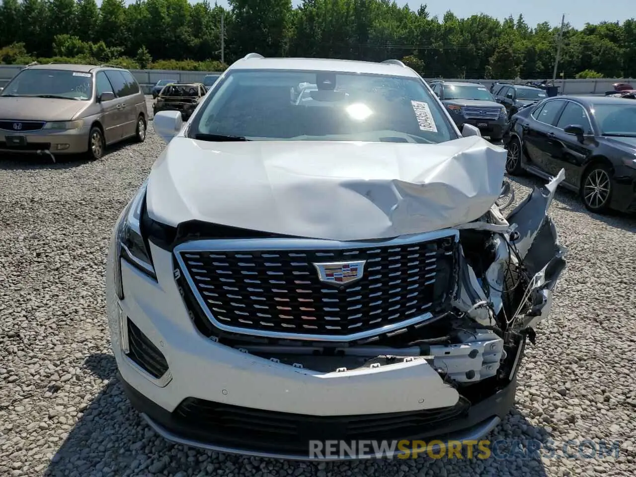 5 fotografías del automóvil dañado 1GYKNCR41NZ102731 CADILLAC XT5 2022