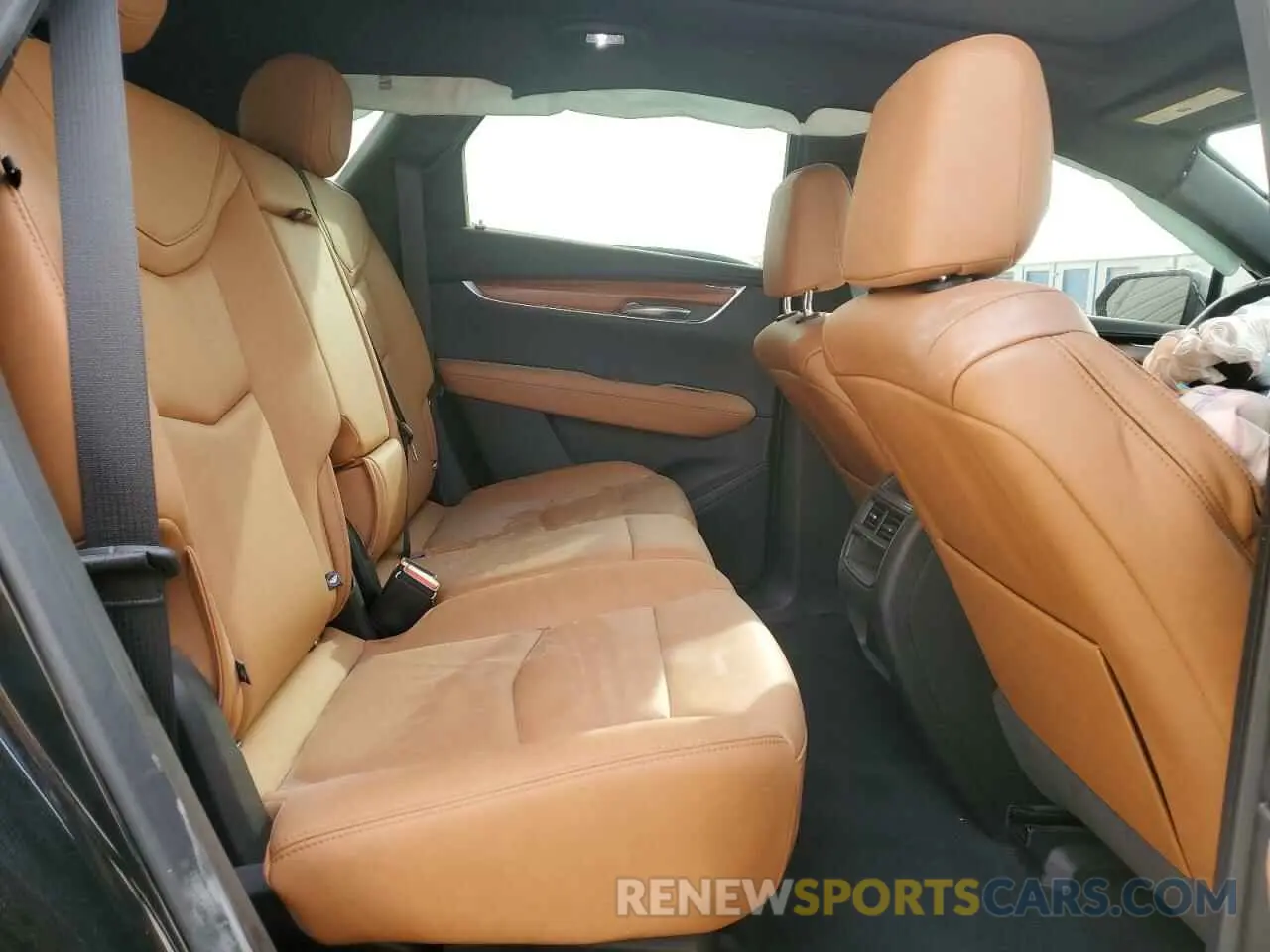 11 fotografías del automóvil dañado 1GYKNCR46NZ158616 CADILLAC XT5 2022