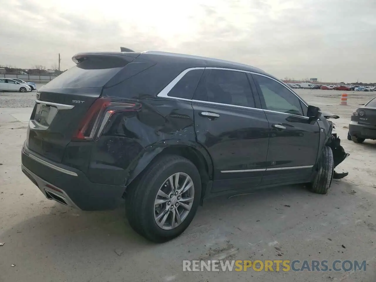 3 fotografías del automóvil dañado 1GYKNCR46NZ158616 CADILLAC XT5 2022