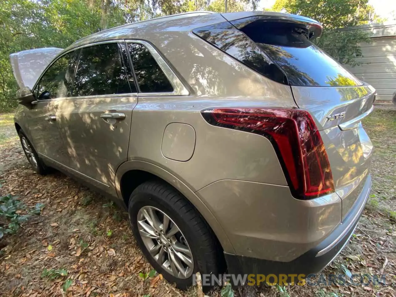 3 fotografías del automóvil dañado 1GYKNCRS6NZ164687 CADILLAC XT5 2022
