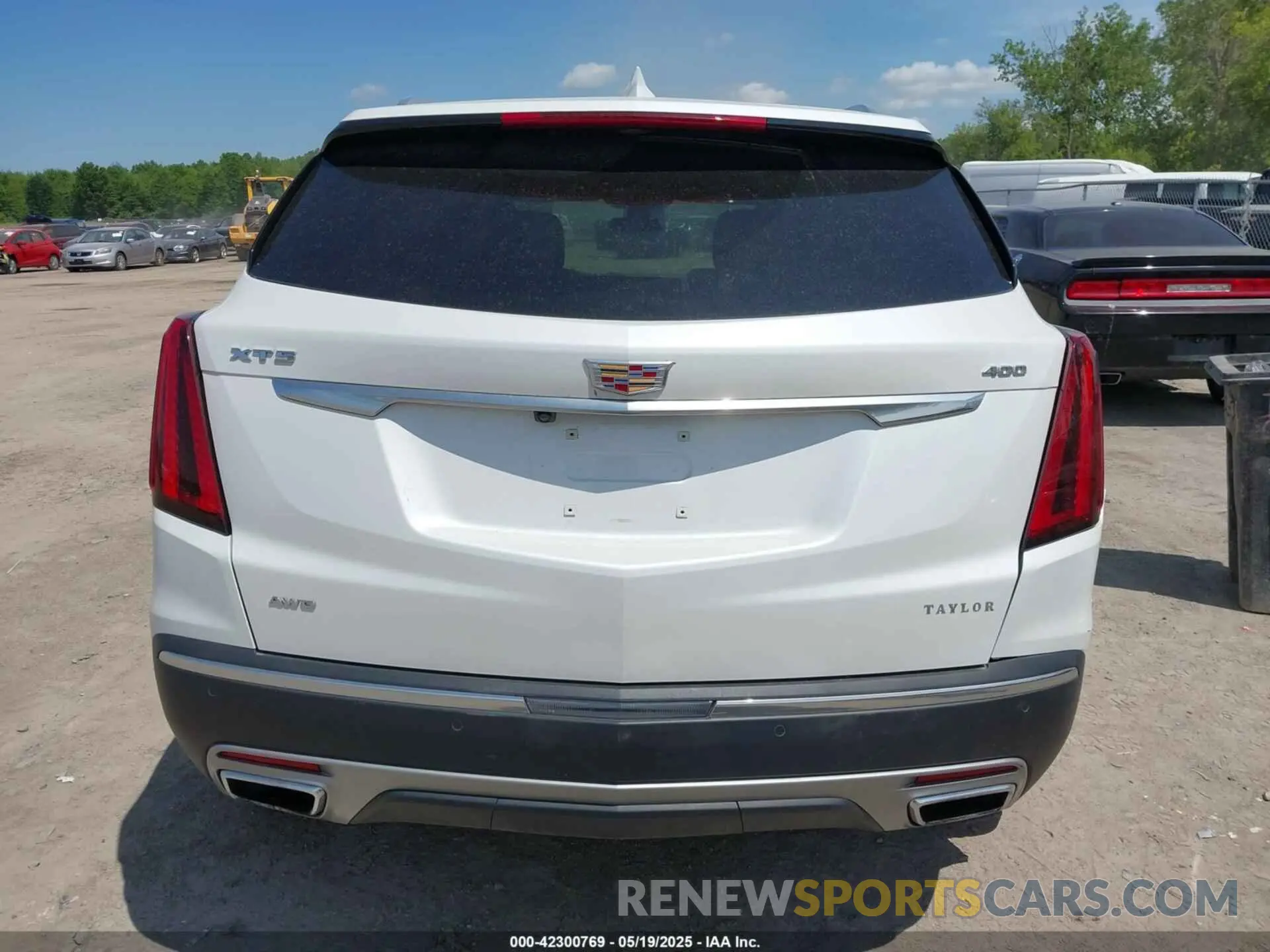 17 fotografías del automóvil dañado 1GYKNDRS7NZ155485 CADILLAC XT5 2022