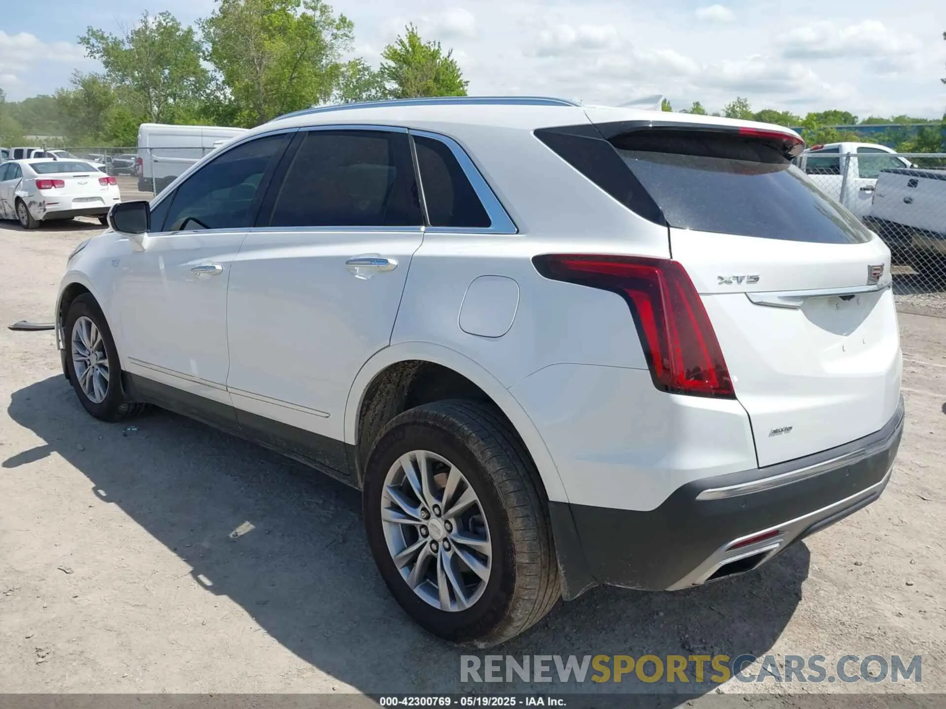 3 fotografías del automóvil dañado 1GYKNDRS7NZ155485 CADILLAC XT5 2022