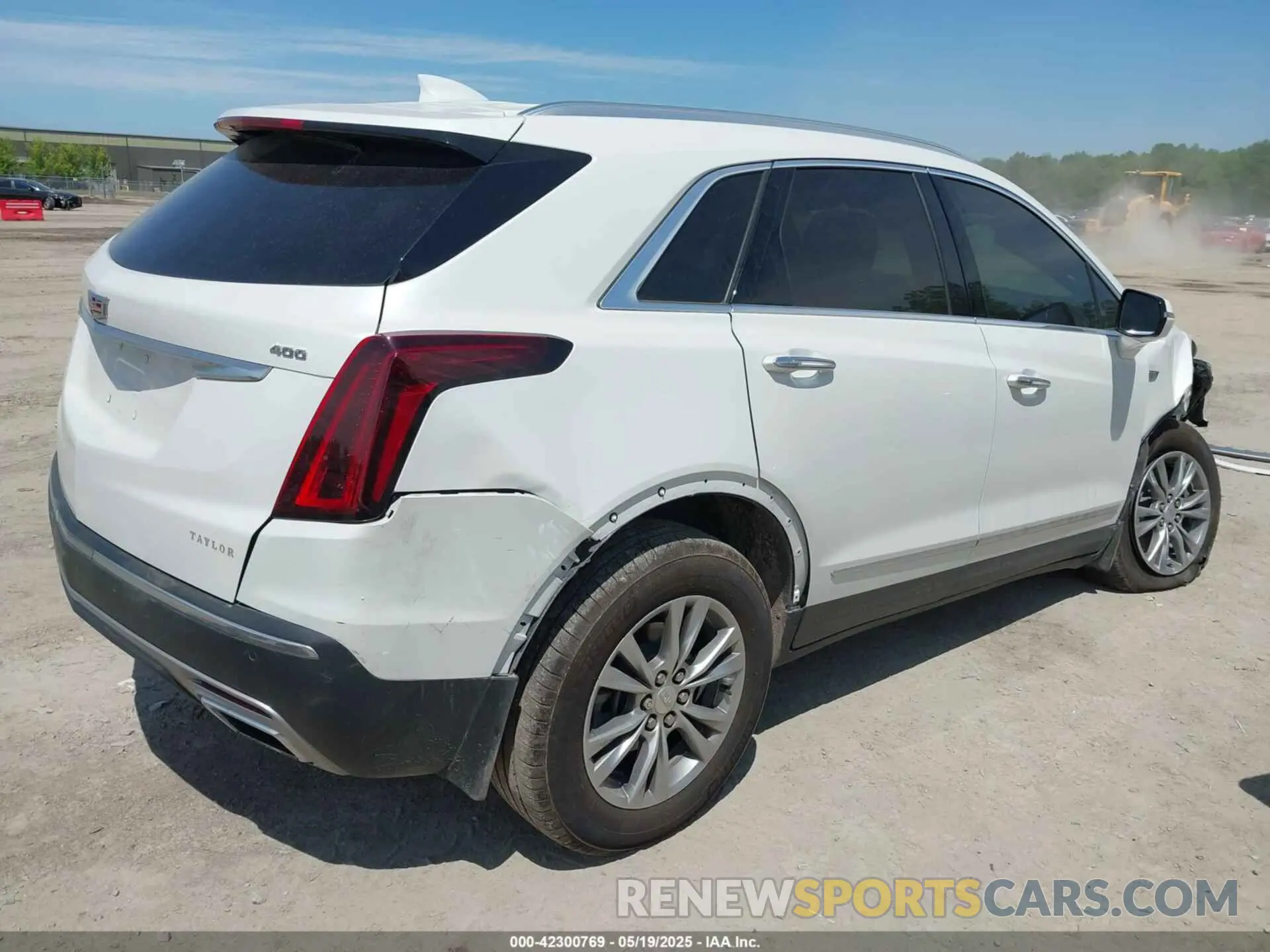 4 fotografías del automóvil dañado 1GYKNDRS7NZ155485 CADILLAC XT5 2022