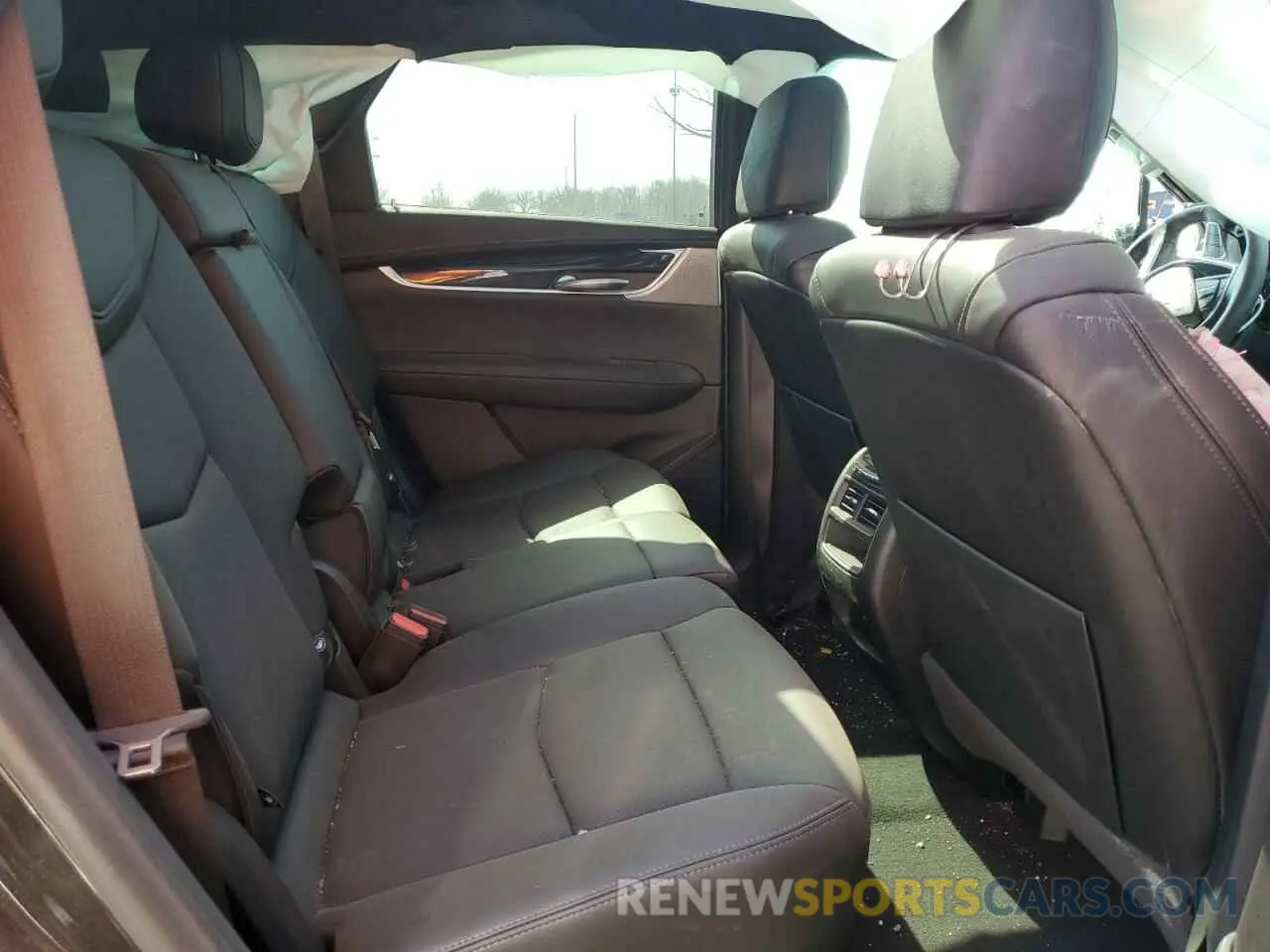 11 fotografías del automóvil dañado 1GYKNDRS7NZ164512 CADILLAC XT5 2022