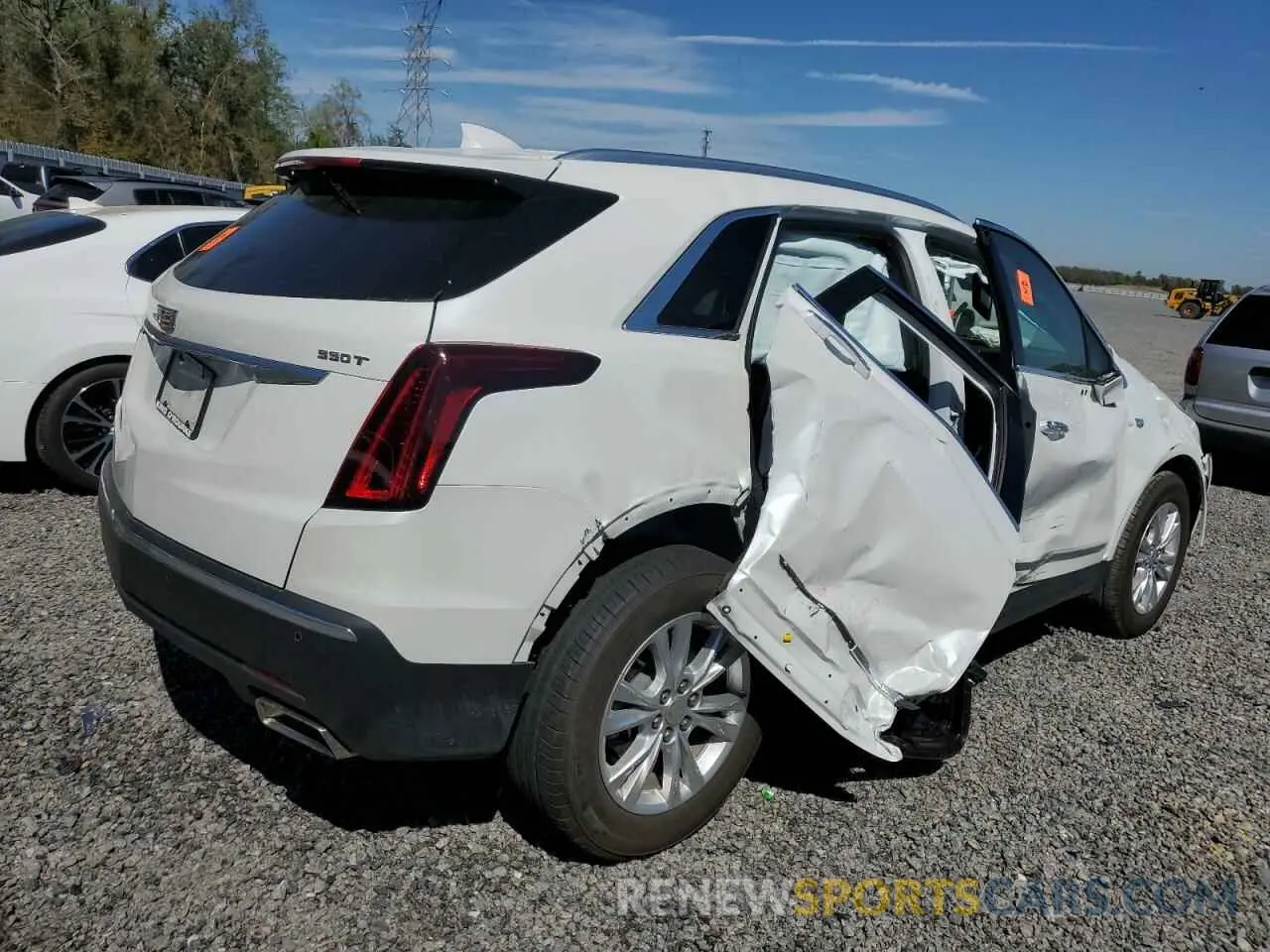 3 fotografías del automóvil dañado 1GYKNBR43PZ195913 CADILLAC XT5 2023