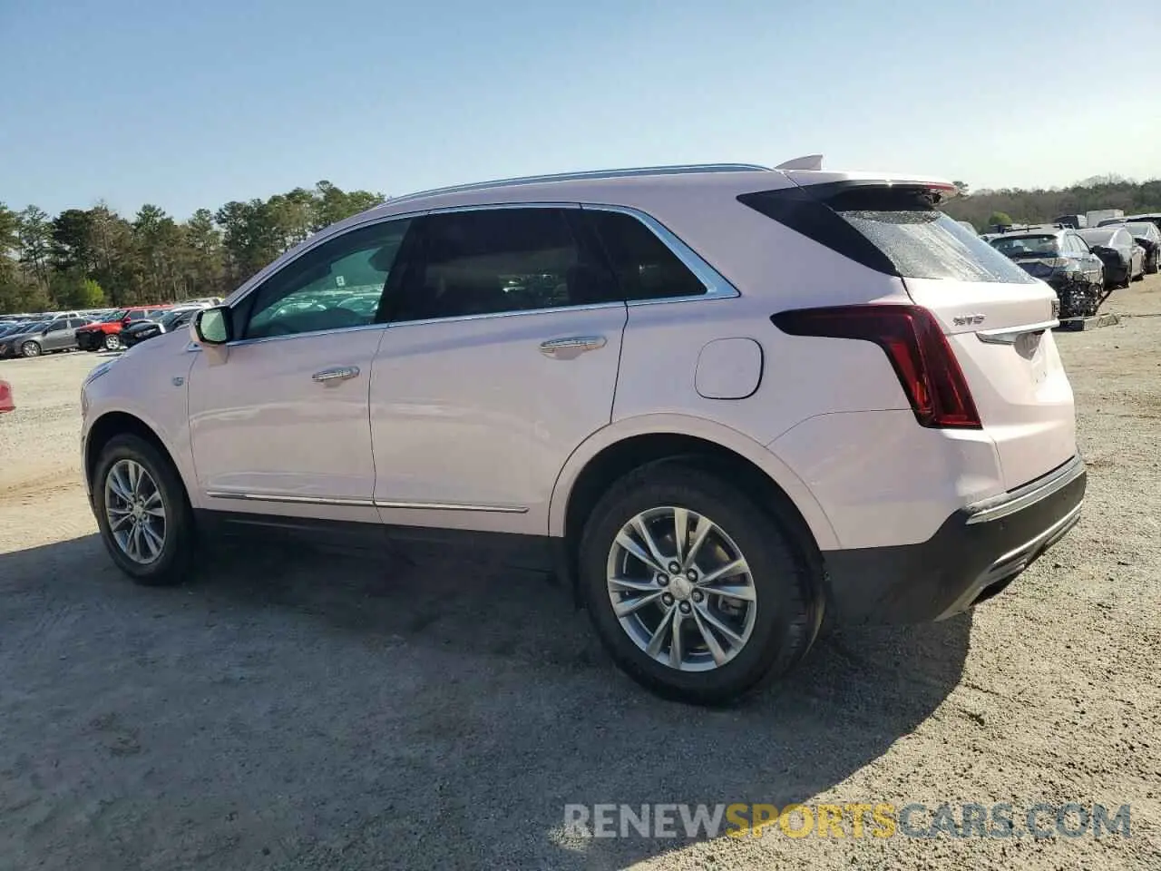 2 fotografías del automóvil dañado 1GYKNCR44PZ159363 CADILLAC XT5 2023