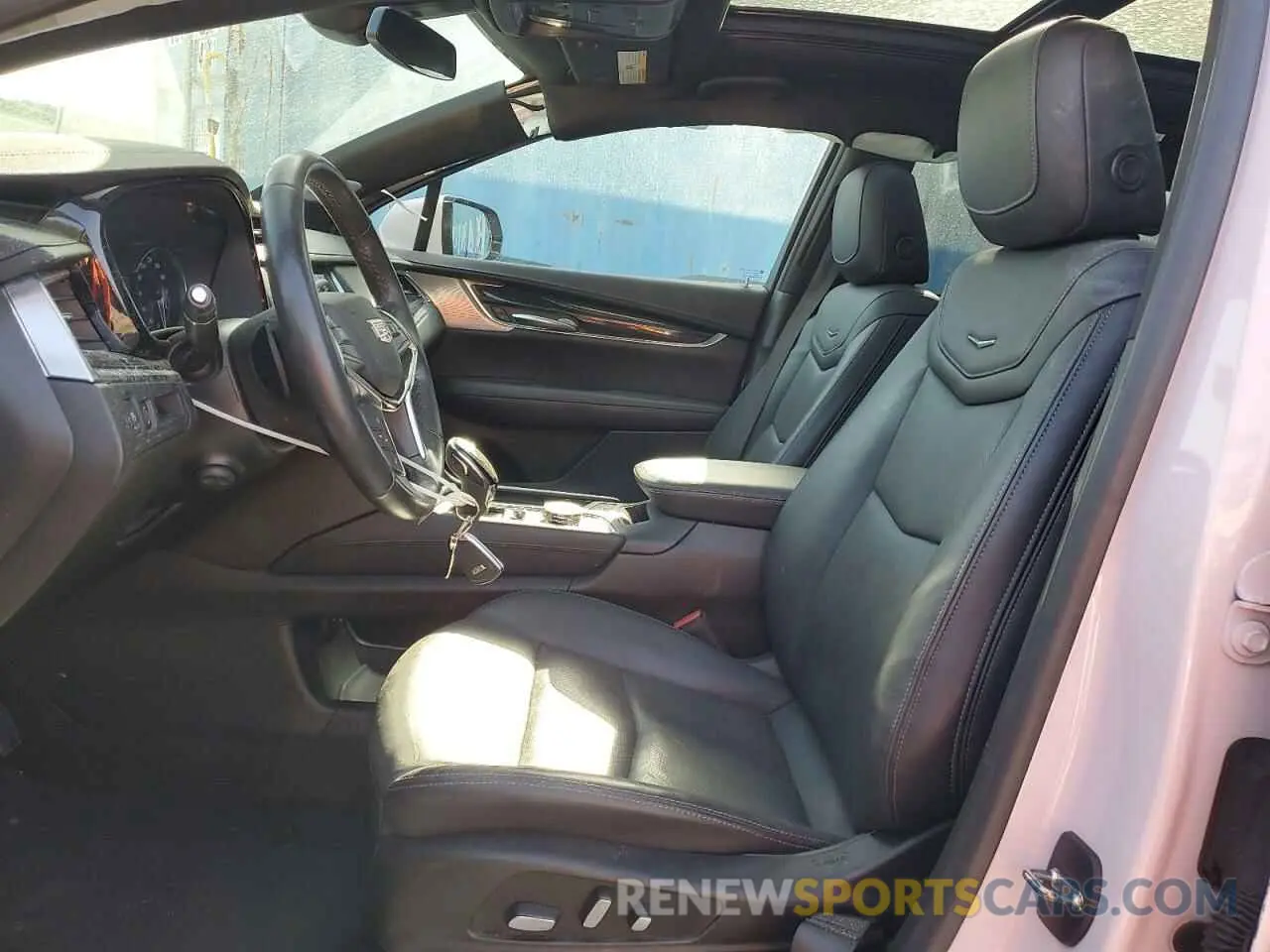 7 fotografías del automóvil dañado 1GYKNCR44PZ159363 CADILLAC XT5 2023
