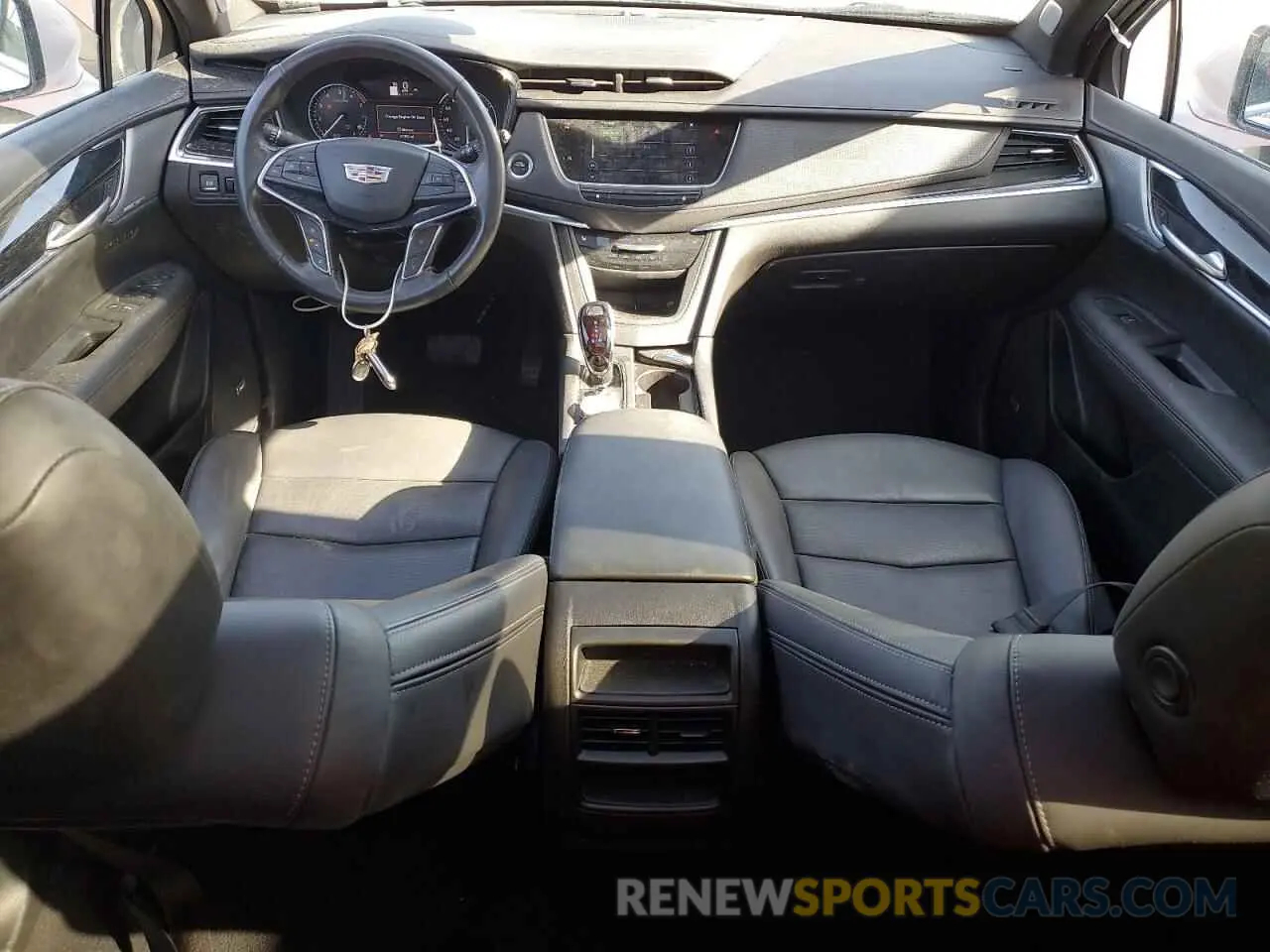 8 fotografías del automóvil dañado 1GYKNCR44PZ159363 CADILLAC XT5 2023