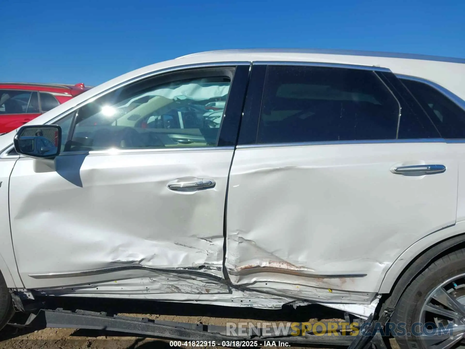 13 fotografías del automóvil dañado 1GYKNCR46PZ110617 CADILLAC XT5 2023
