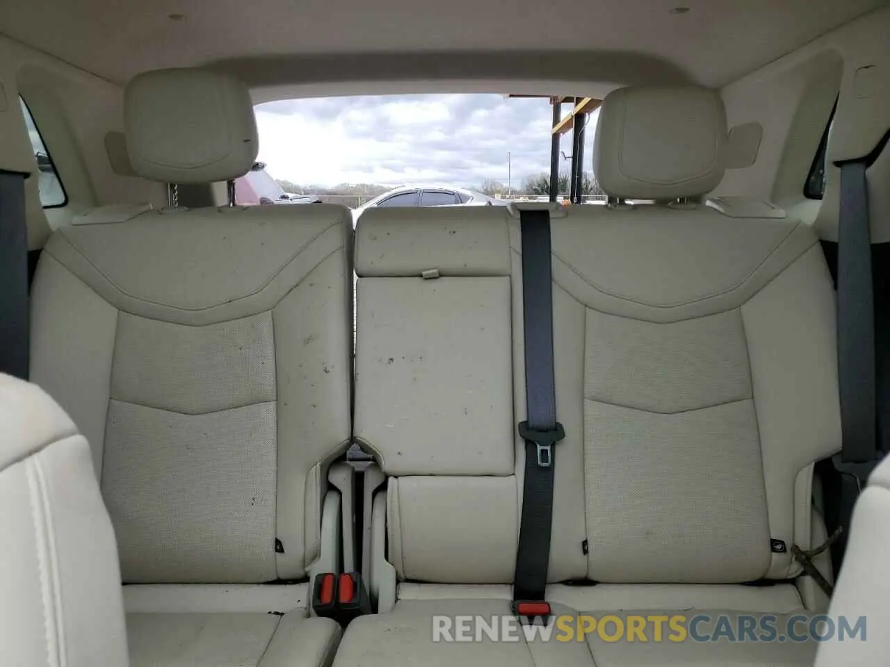 10 fotografías del automóvil dañado 1GYKNCR48PZ103975 CADILLAC XT5 2023